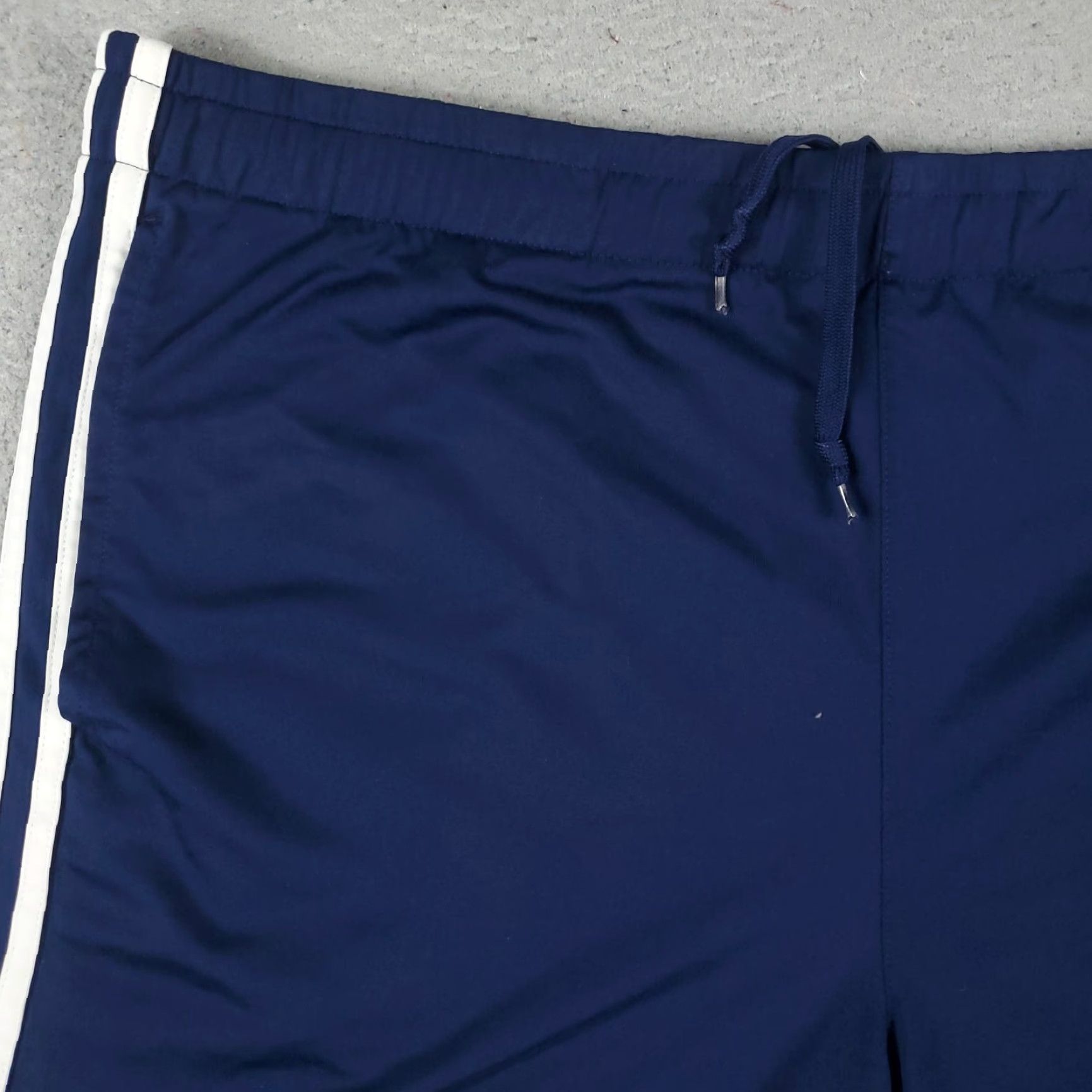 Adidas Adidas Shorts Mens Size 40 Blue Athletic Running Jogging Track Gym Size 40 Adidas Shorts Blue Athletic Running Jogging Track Gym Mens Size US 40 / EU 56 - 2 Thumbnail