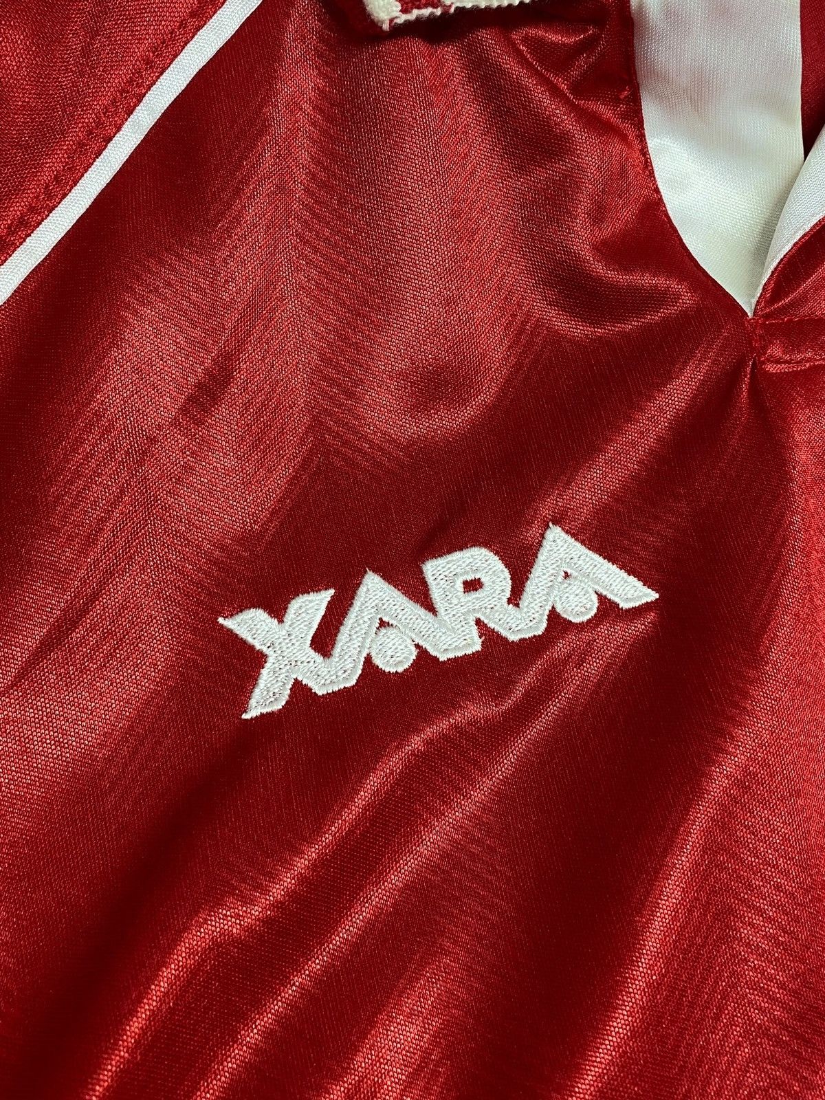Vintage Vintage Swindon Town 2000-02 Home Football Shirt Rare Size US XL / EU 56 / 4 - 5 Thumbnail