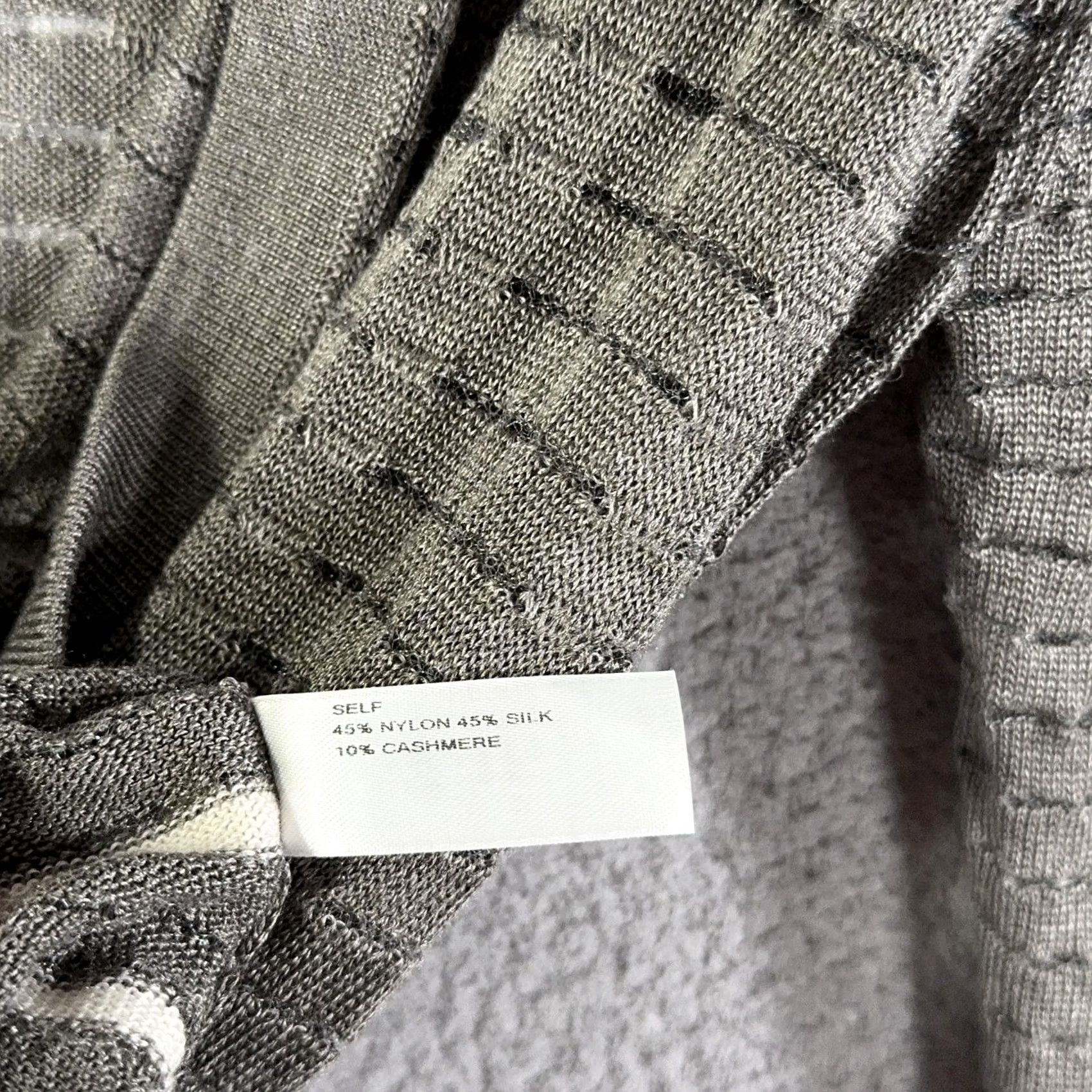 Carolina Herrera Carolina Herrera Cardigan Sweater Womens Large Gray Silk Cashmere Open Knit Crew Neck Long Sleeve Pockets Lightweight Size L / US 10 / IT 46 - 4 Thumbnail
