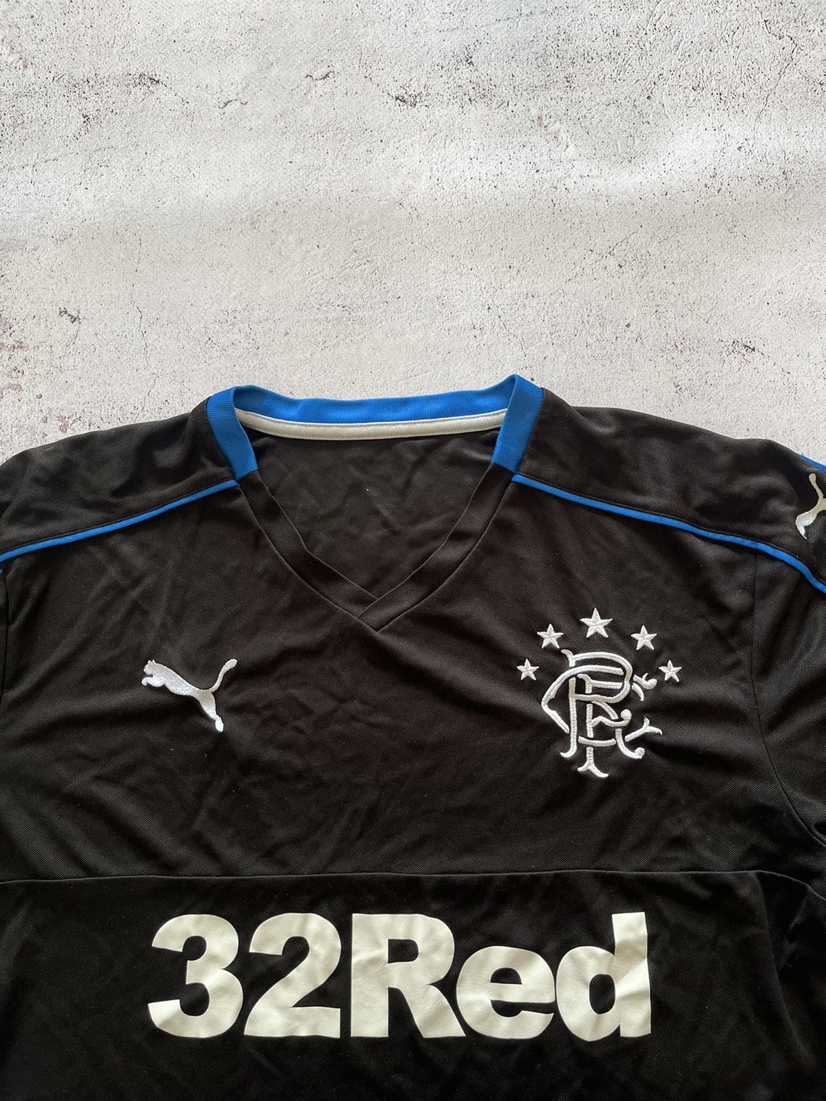 Puma GLASGOW RANGERS 2017 2018 THIRD FOOTBALL SOCCER JERSEY PUMA Size US M / EU 48-50 / 2 - 5 Thumbnail