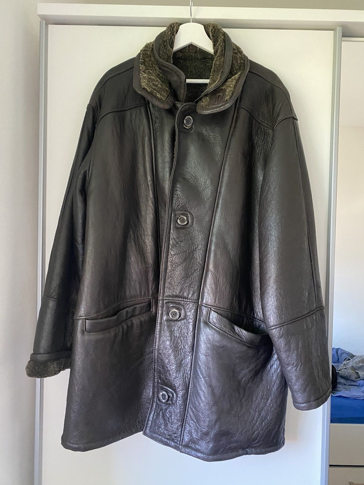 Vintage Vintage Real Leather Heavy Coat with Lamb fur lining Size US M / EU 48-50 / 2 - 2 Thumbnail