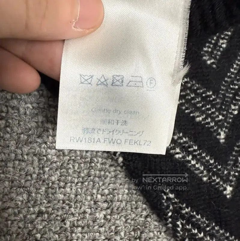 Other Louis Vuitton Grey Wool Knit Sweater for Men . Size US S / EU 44-46 / 1 - 4 Thumbnail