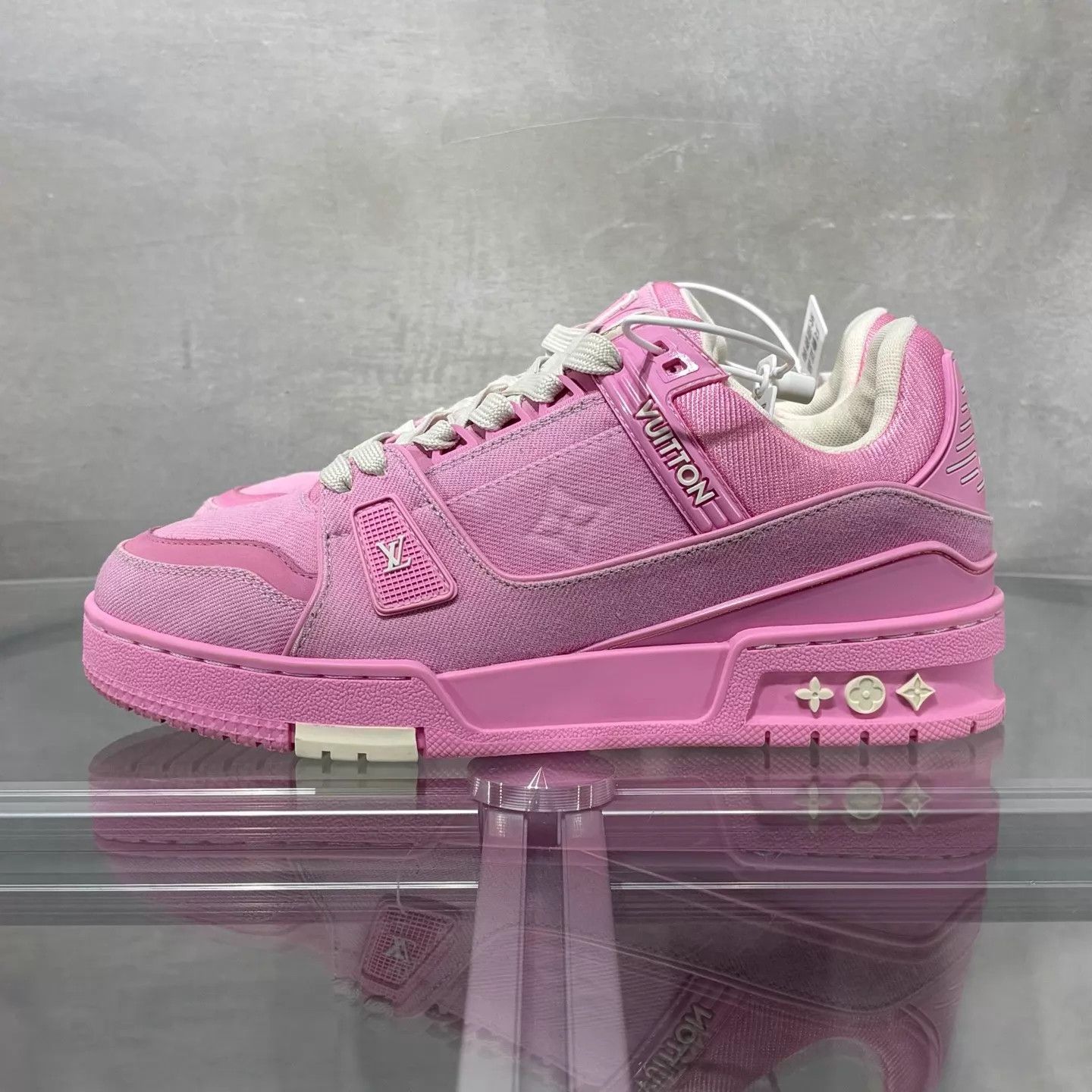 Louis Vuitton LV Trainer Pink Denim UK3.5 EU37.5 Size US 7 / IT 37 - 3 Thumbnail