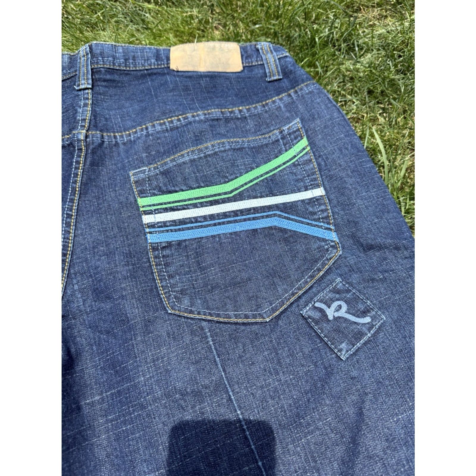 Rocawear VINTAGE Rocawear Denim Jorts Baggy Wide Embroidered Logo 5-Pocket Mens 38 Blue Size US 38 / EU 54 - 5 Thumbnail