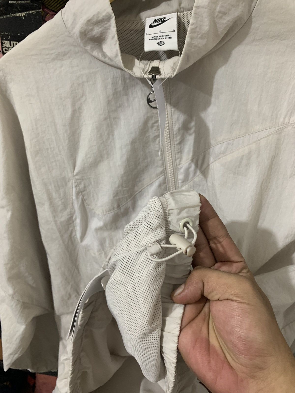 Nike nike big swoosh nylon jacket broken white Size L / US 10 / IT 46 - 7 Thumbnail