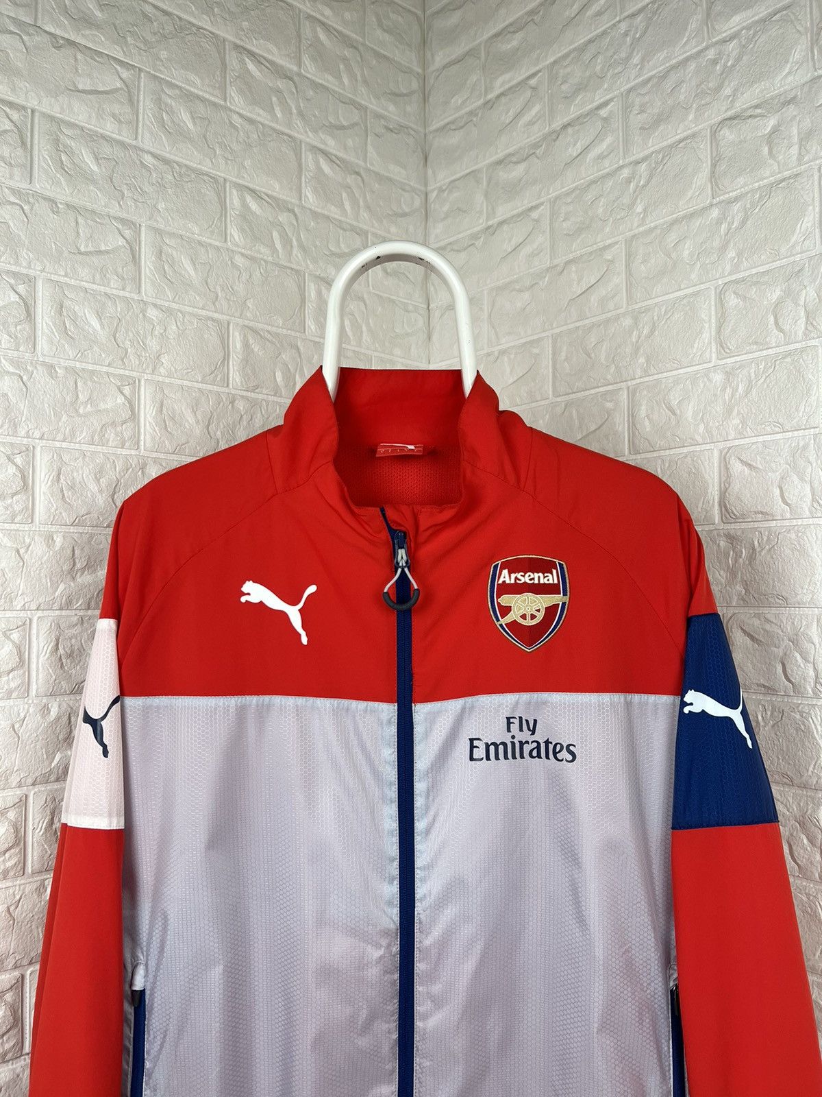Puma × Vintage Authentic Arsenal Windbreaker size L Size US L / EU 52-54 / 3 - 2 Thumbnail