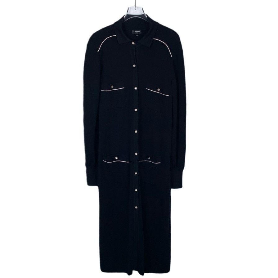 Chanel Chanel logo monogrammed black lapel sheep's wool knit dress Size M / US 6-8 / IT 42-44 - 1 Thumbnail