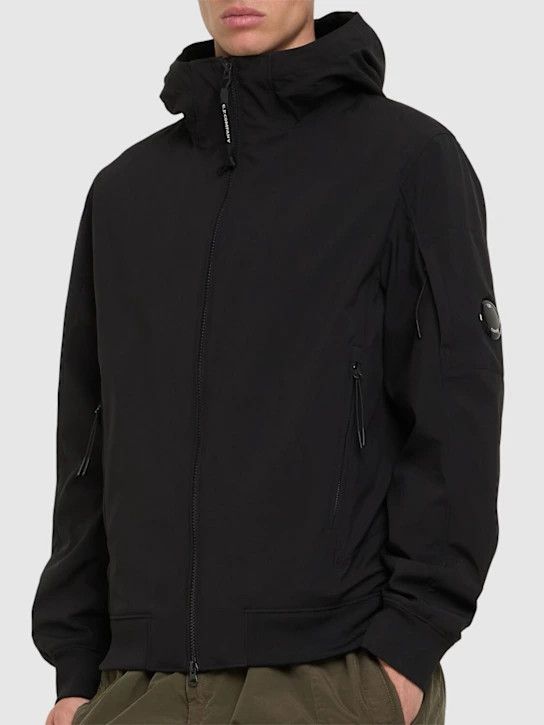 C.P. Company o1lsvrm0425 Shell-R Hooded Jacket in Black Size US S / EU 44-46 / 1 - 3 Thumbnail