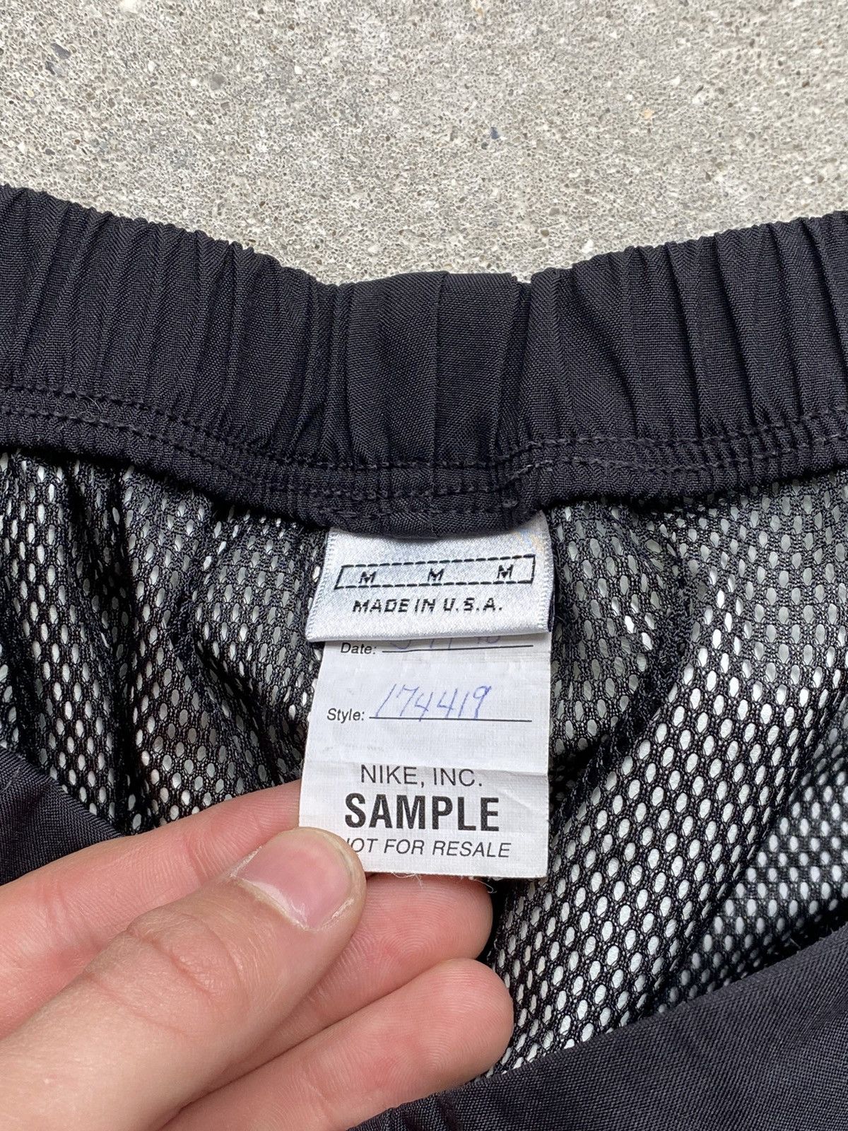 Vintage 1998 Vintage Nike Sample Track Pants Size US 32 / EU 48 - 10 Thumbnail