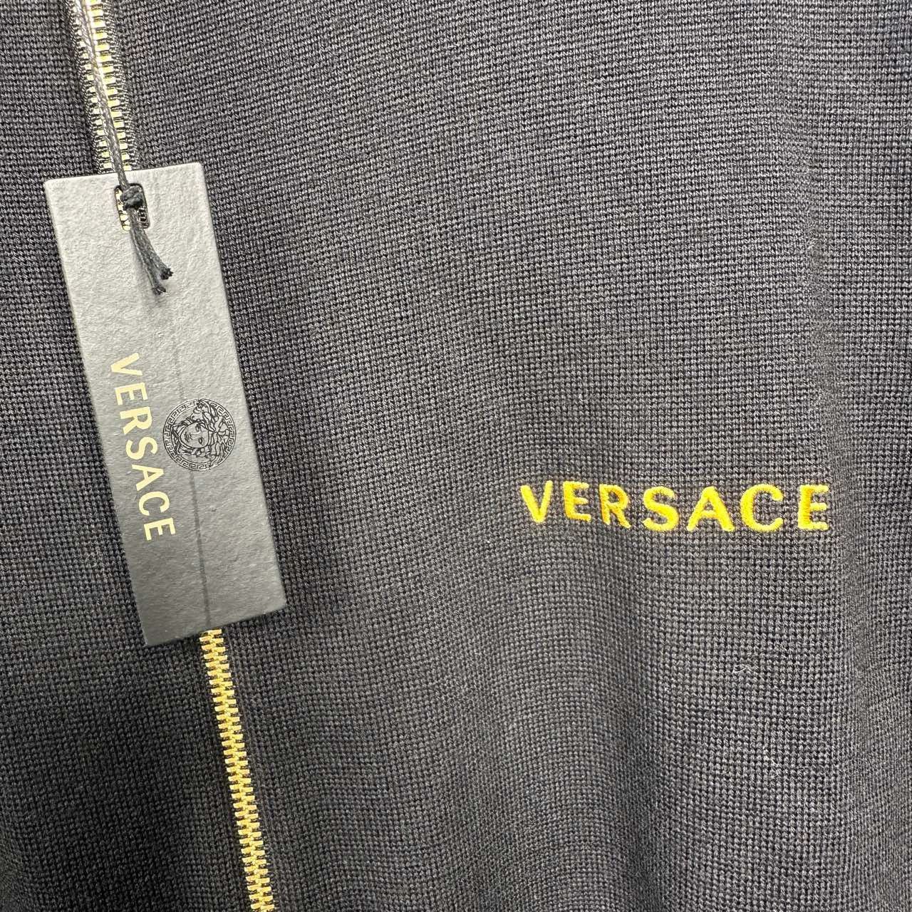 Versace Versace Black Wool Medusa Logo Knit Jacket Size US M / EU 48-50 / 2 - 5 Thumbnail