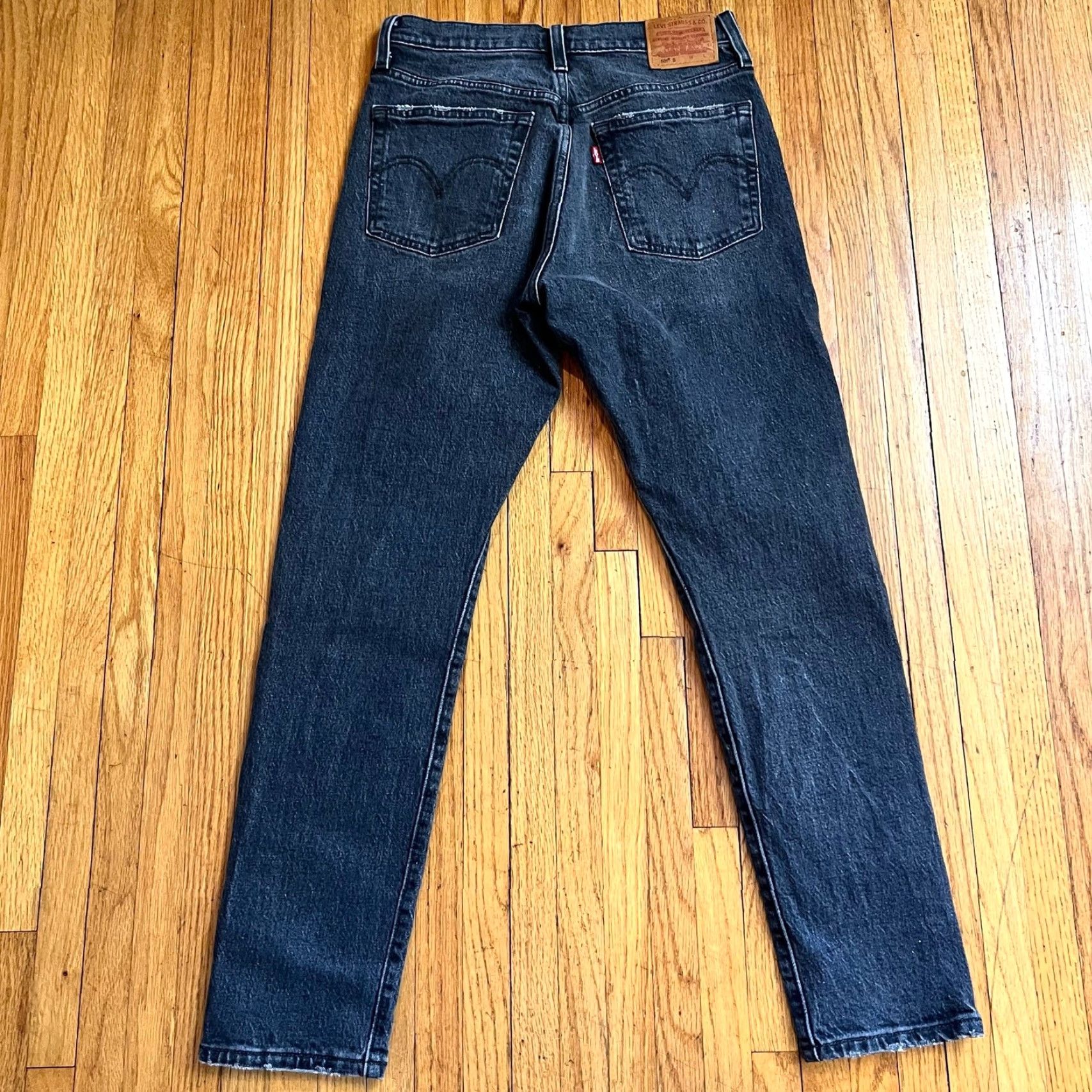 Levi's VINTAGE Levi’s Jeans Womens 25 501 S Faded Black Button Fly Premium Measures 27x28 Womens Size 42" / US 20 - 3 Thumbnail