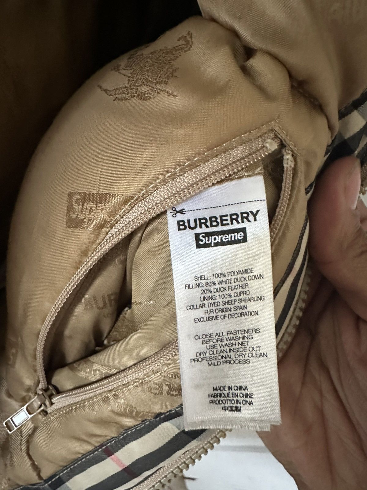 Burberry × Supreme Supreme X Burberry puffer Size US L / EU 52-54 / 3 - 4 Thumbnail