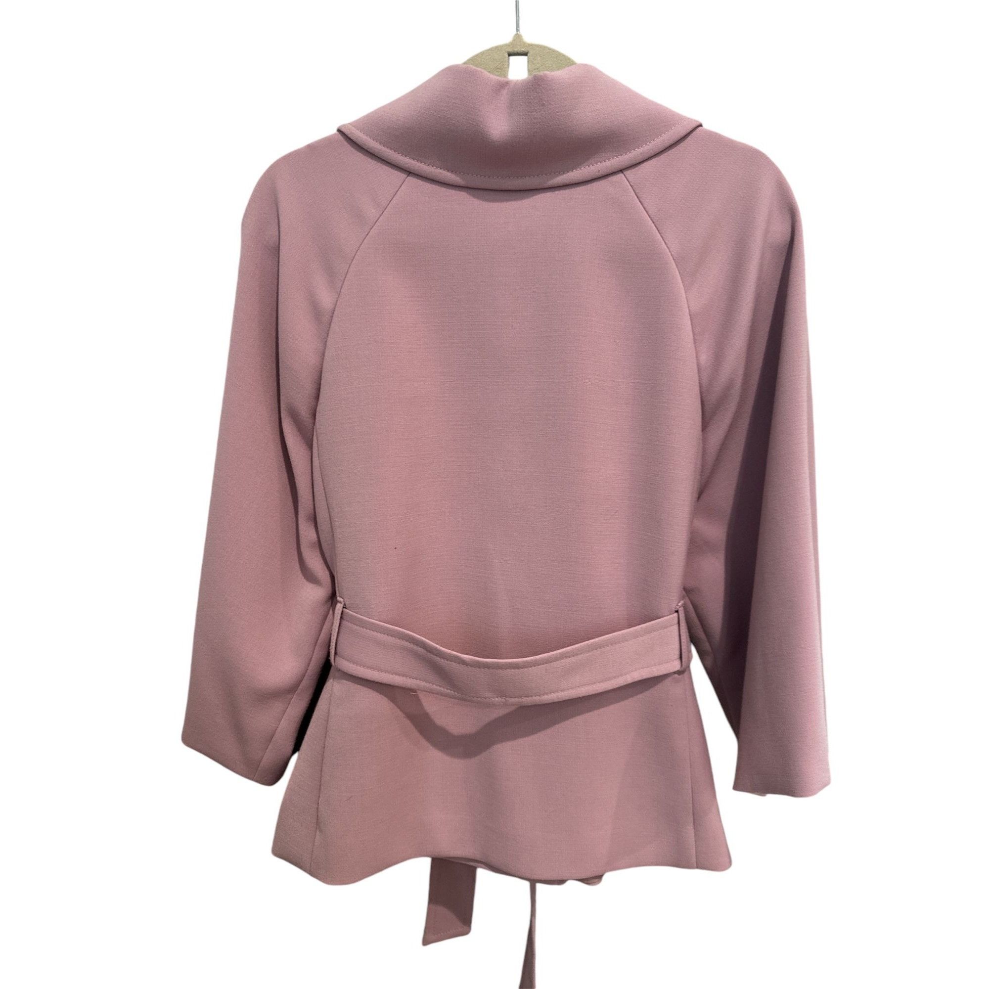Elie Tahari Tahari by Arthur S. Levine Belted PeaCoat, size 8 Size M / US 6-8 / IT 42-44 - 3 Thumbnail