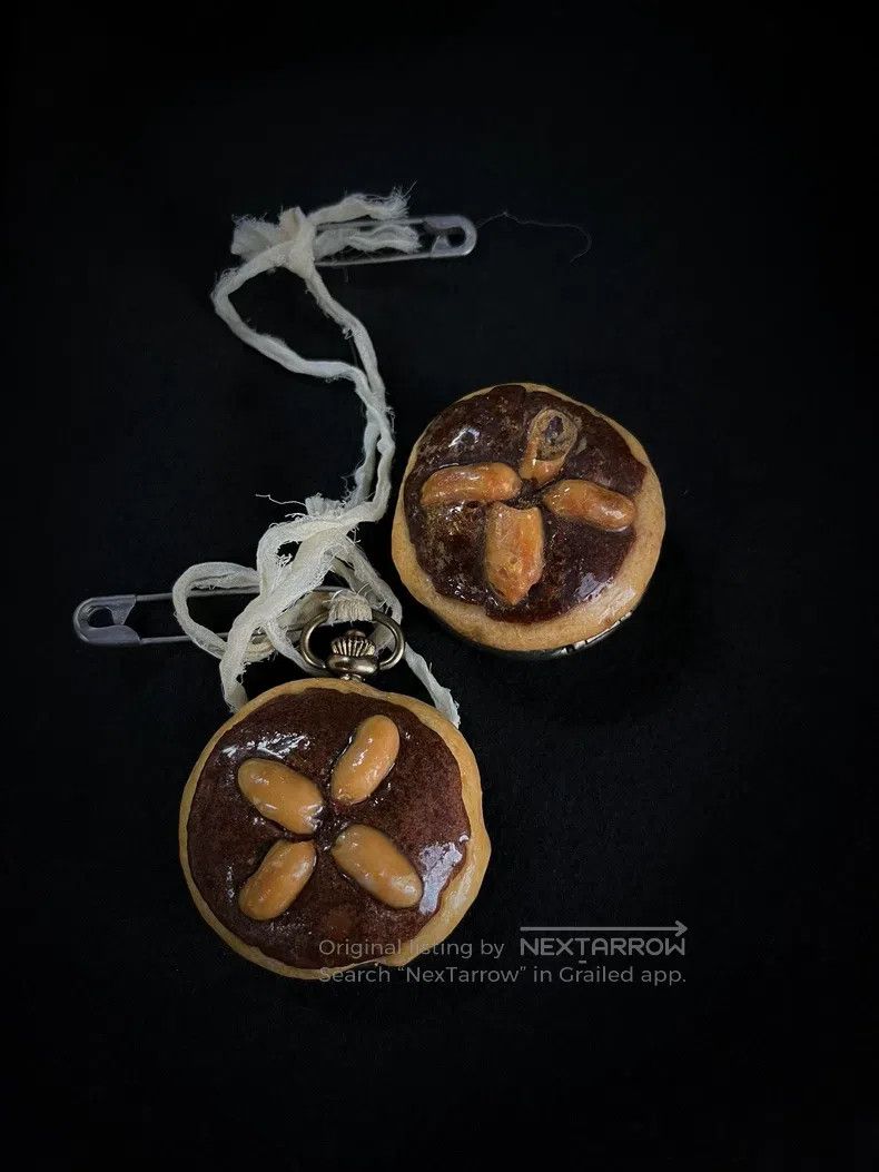 Undercover Undercover Cookie pocket watch Size ONE SIZE - 1 Thumbnail