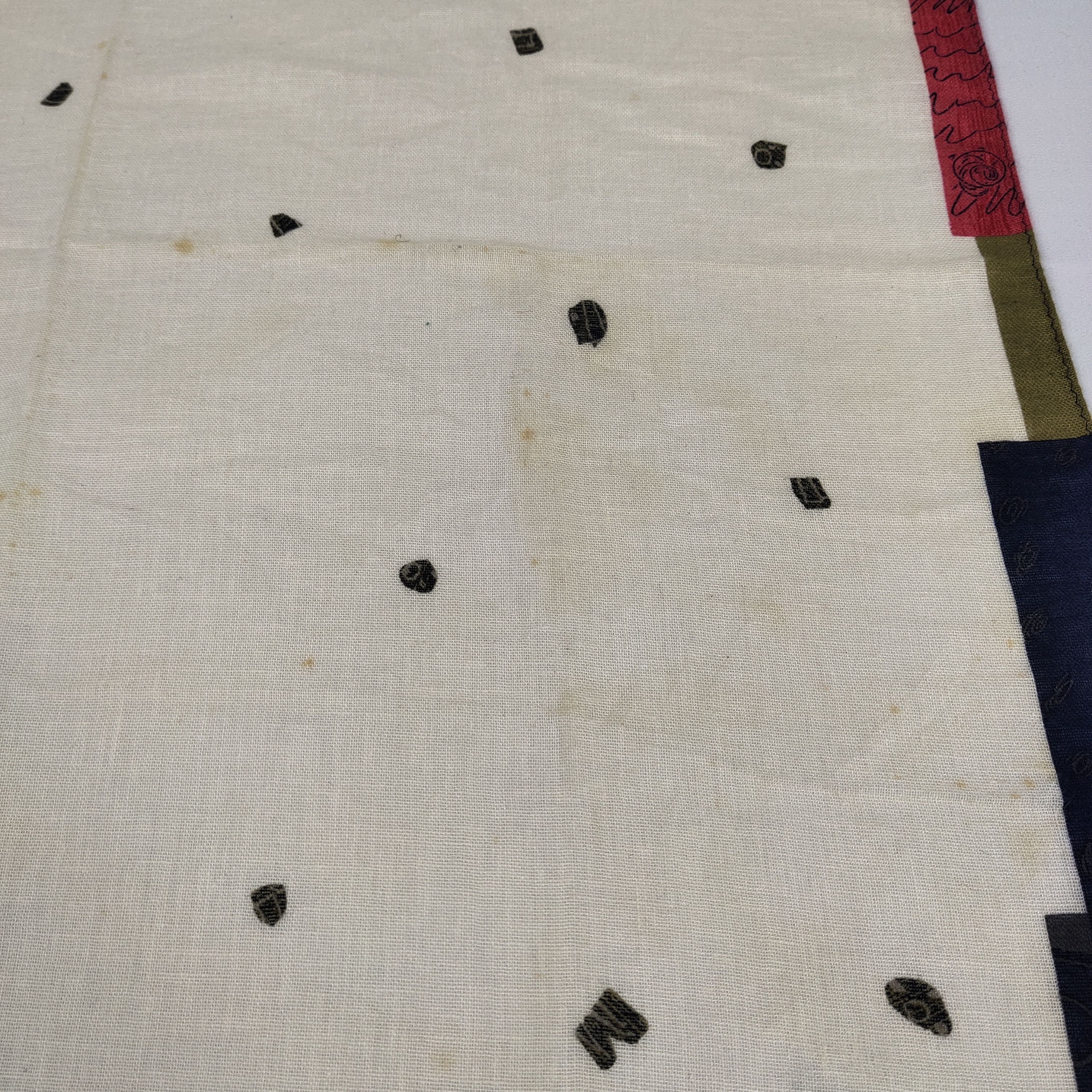 Vintage Issey Miyake Handkerchief / Neckerchief / Bandana FZ509 Size ONE SIZE - 6 Thumbnail