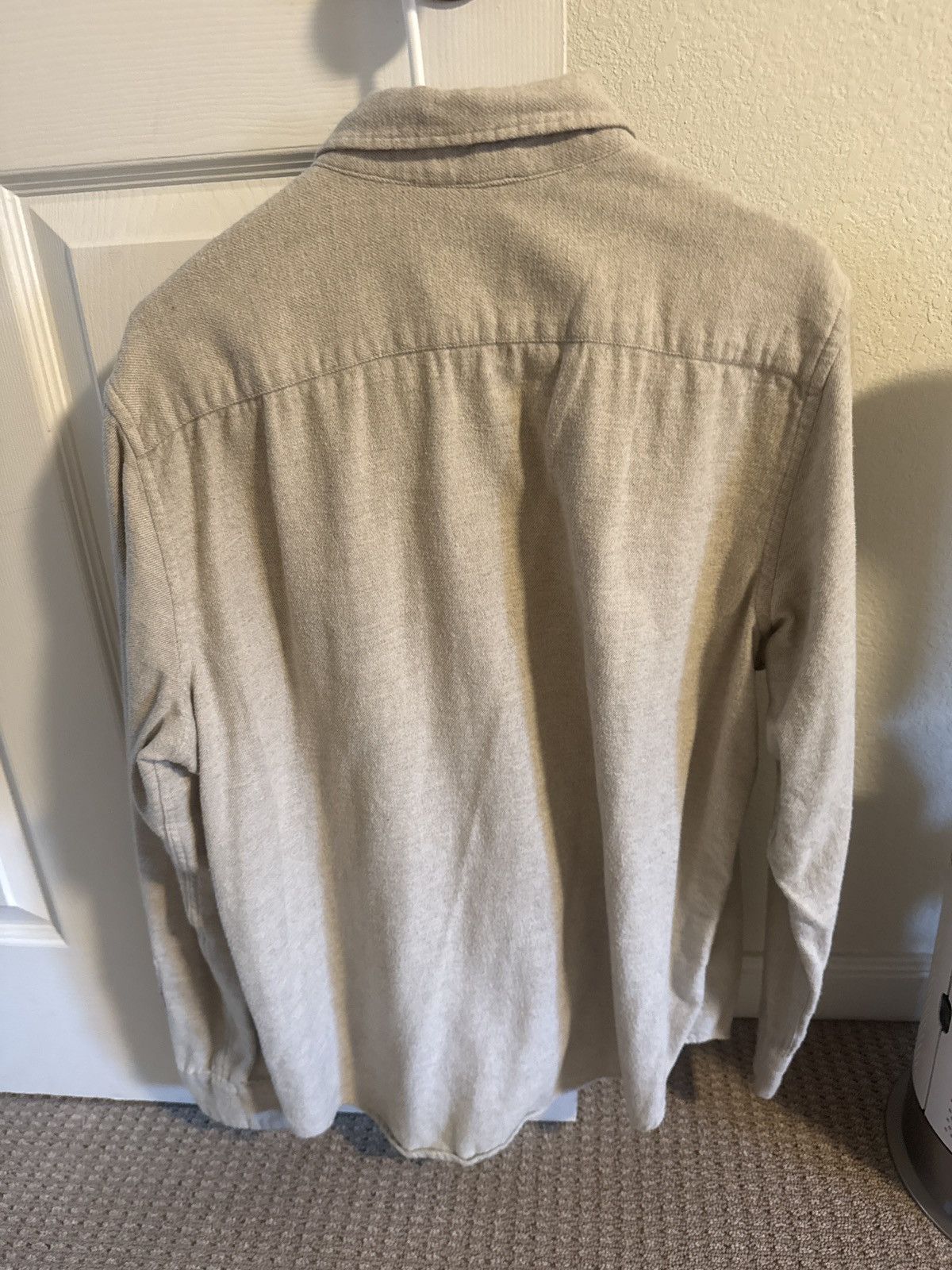 American Eagle Outfitters American Eagle Biege Button Up Size US L / EU 52-54 / 3 - 1 Thumbnail