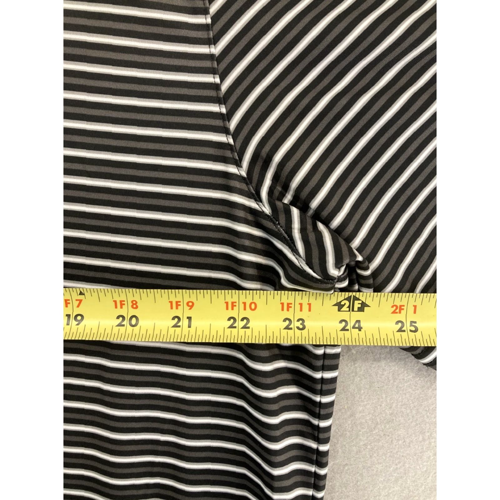 Vintage Greg Norman Play Dry Polo Shirt Mens XL Black Striped polo shirt XL Mens Black Striped Greg Norman Play Dry Polo Shirt Size US XL / EU 56 / 4 - 7 Thumbnail