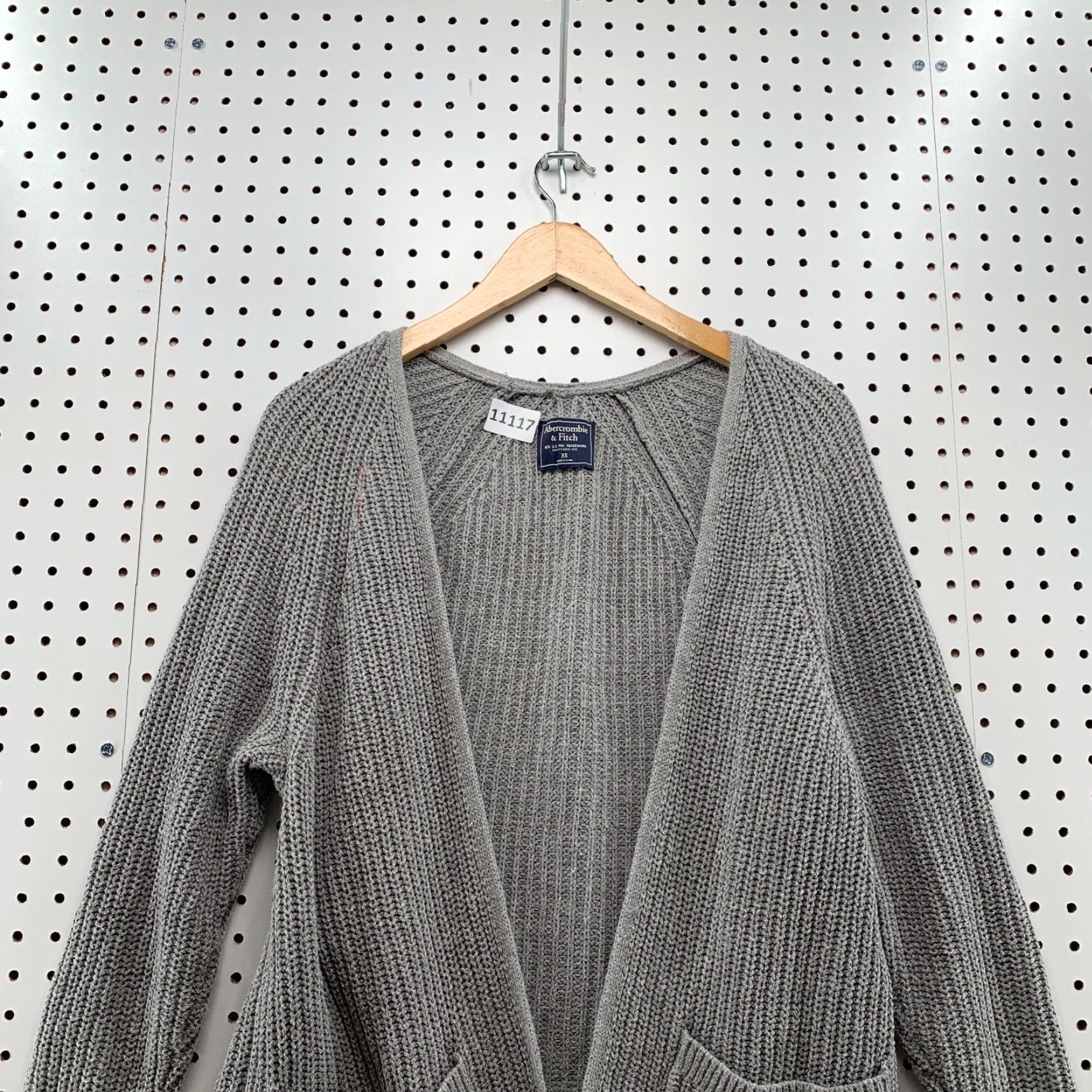 Abercrombie & Fitch VINTAGE Abercrombie & Fitch Cardigan Sweater Womens XS Gray Ribbed Knit Pockets Knit Open Front V-Neck Size XS / US 0-2 / IT 36-38 - 5 Thumbnail
