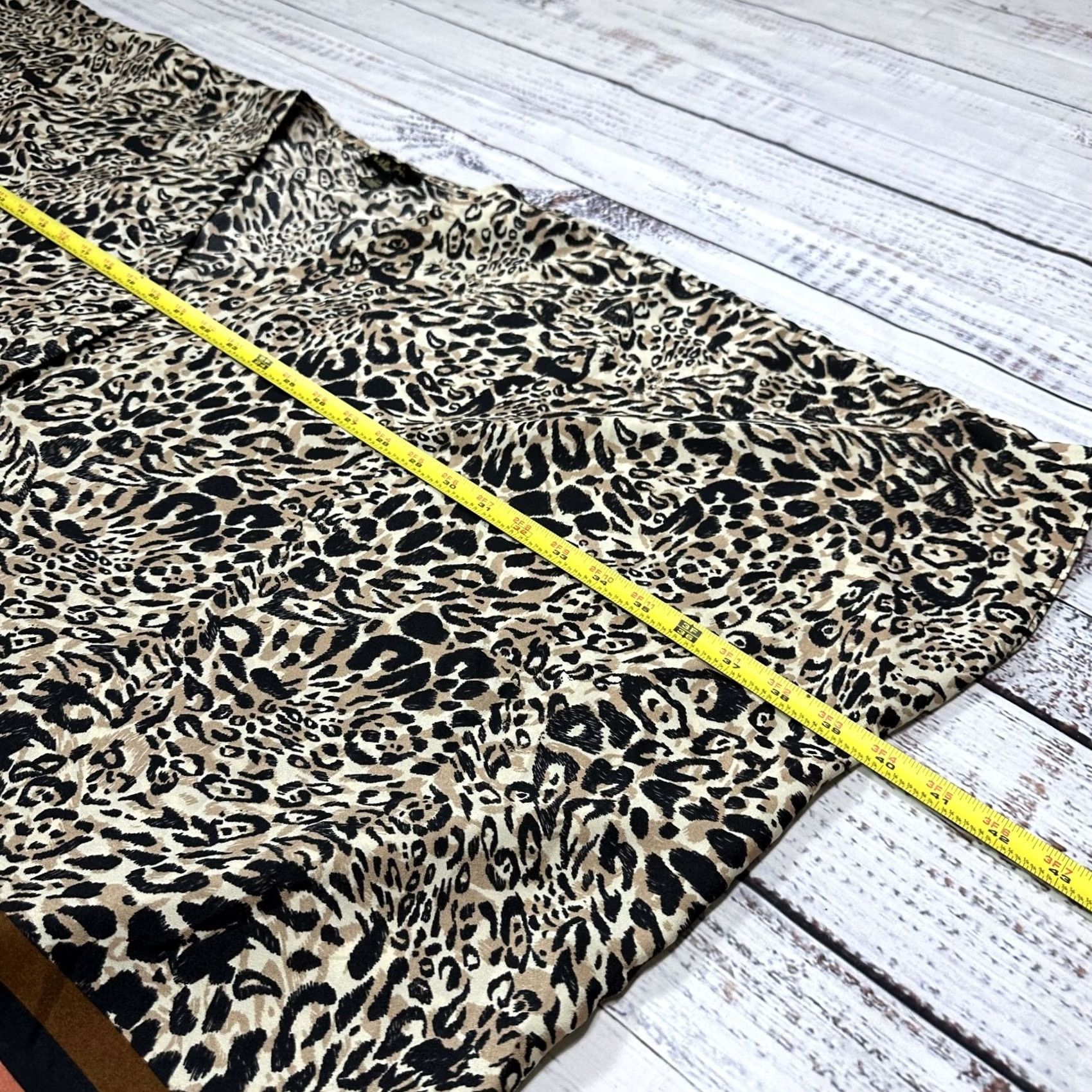 Melissa Melissa Paige Women's Brown Leopard Print Relaxed Shirt Top Blouse Sz S/M Size S / US 4 / IT 40 - 6 Thumbnail