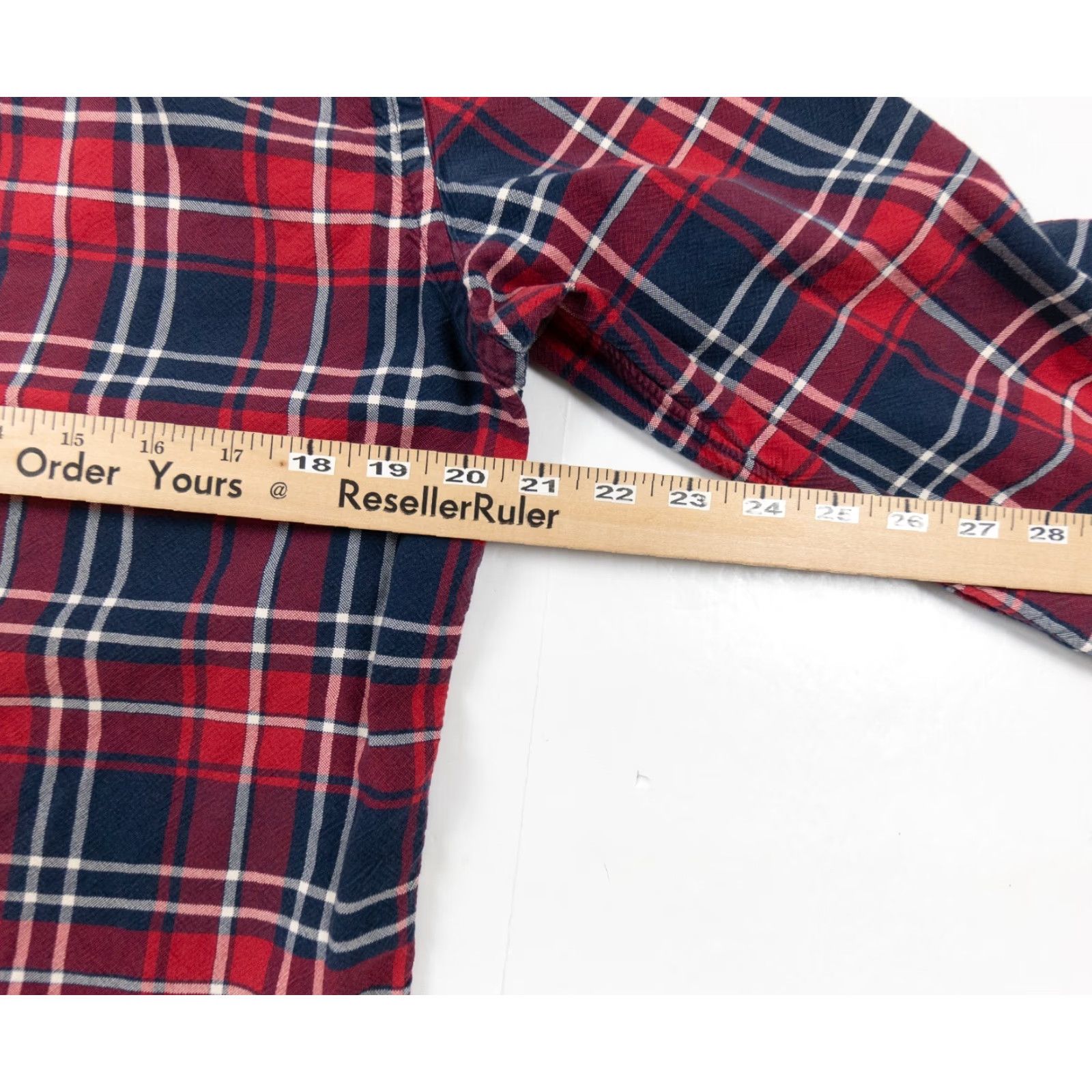 J.Crew J.CREW Shirt Men’s Medium Red Long Sleeve Button-Down Oxford Regular Fit Plaid 90s Preppy Button-Up Size US M / EU 48-50 / 2 - 7 Thumbnail