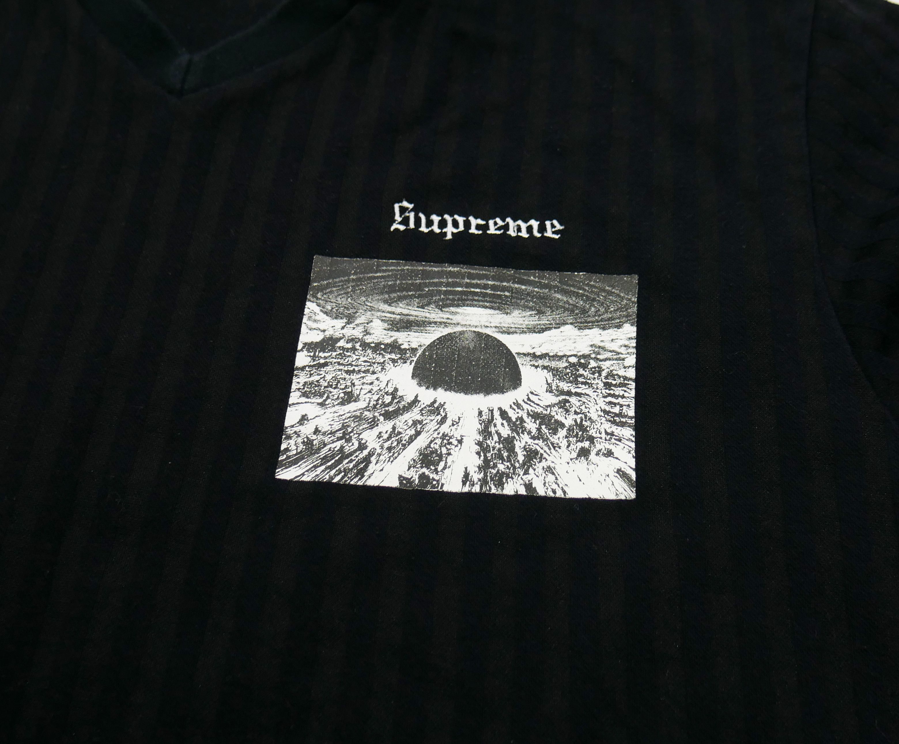 Supreme Akira Soccer Top FW17 Size US L / EU 52-54 / 3 - 4 Thumbnail