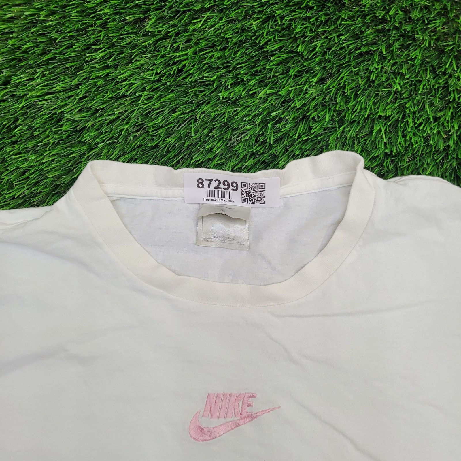 Nike Vintage Y2K NIKE Center Swoosh Shirt 2XL 28x29 White Baggy Size US XXL / EU 58 / 5 - 16 Thumbnail