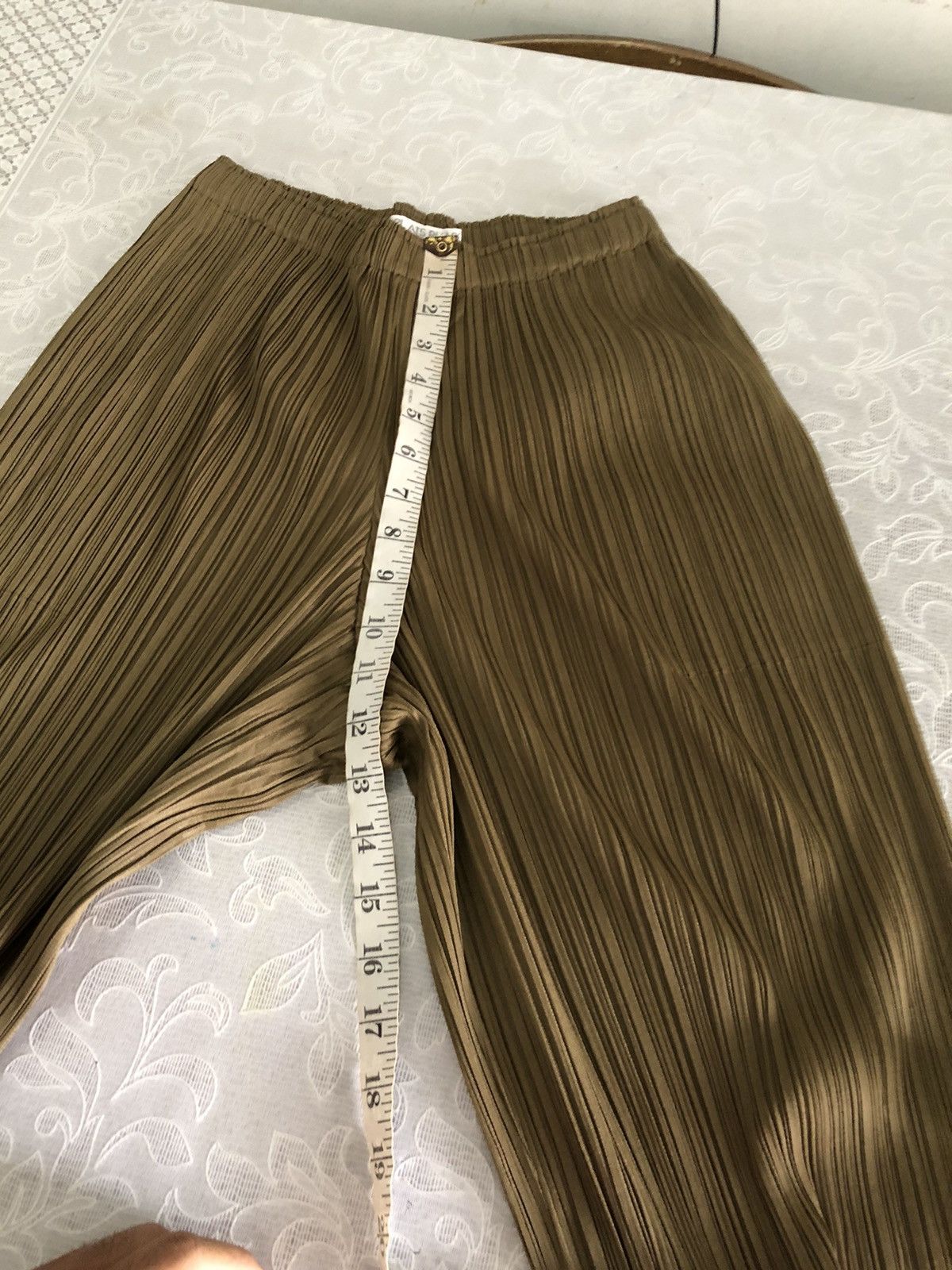 Pleats Please Issey Miyake Pleats Pleas Issey Miyake Pants Size 28" / US 6 / IT 42 - 18 Thumbnail