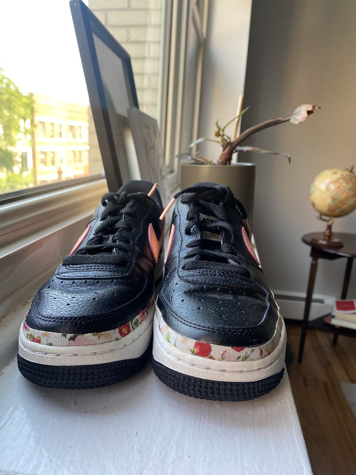 Nike Nike AF 1 Air Force 1 Low '07 floral in black and pink Size US 5.5 / IT 35.5 - 2 Thumbnail