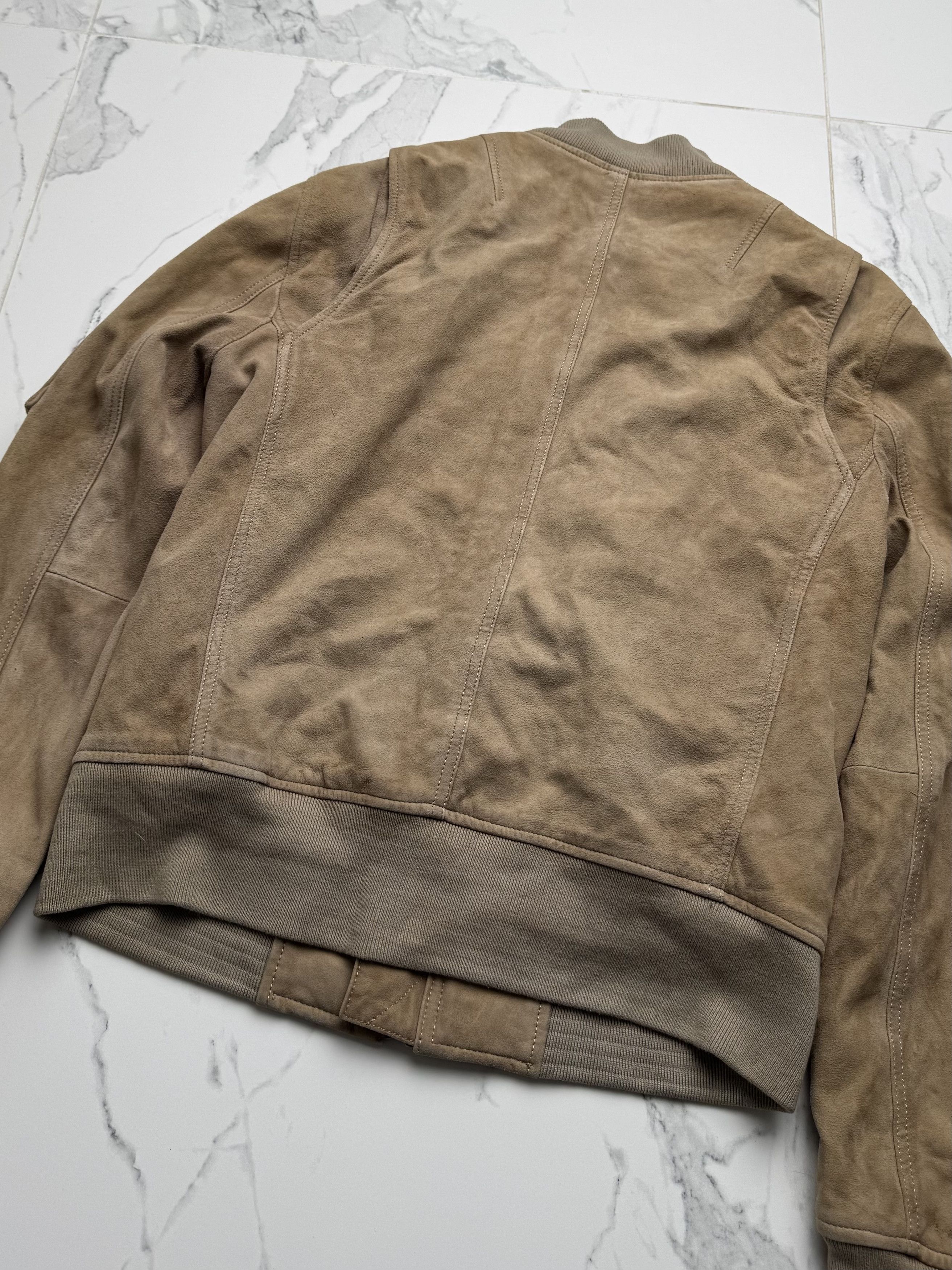 Vintage Vintage Beige Suede Leather Jacket Women's Zip Up Size US S / EU 44-46 / 1 - 12 Thumbnail