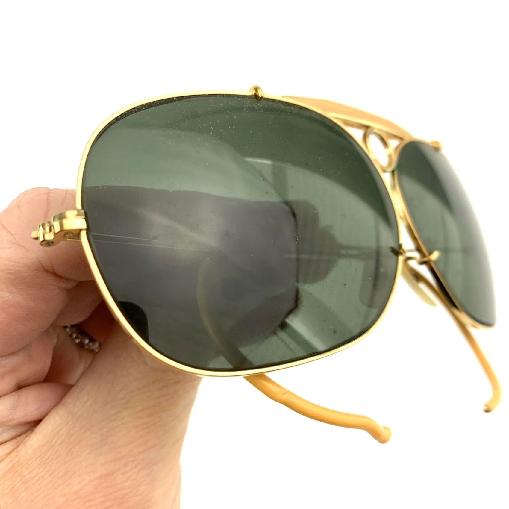 Vintage VINTAGE Ray-Ban Sunglasses Aviator Gold Frames with Cable Arms Unisex Adult Decot Shooter Style Size ONE SIZE - 4 Thumbnail