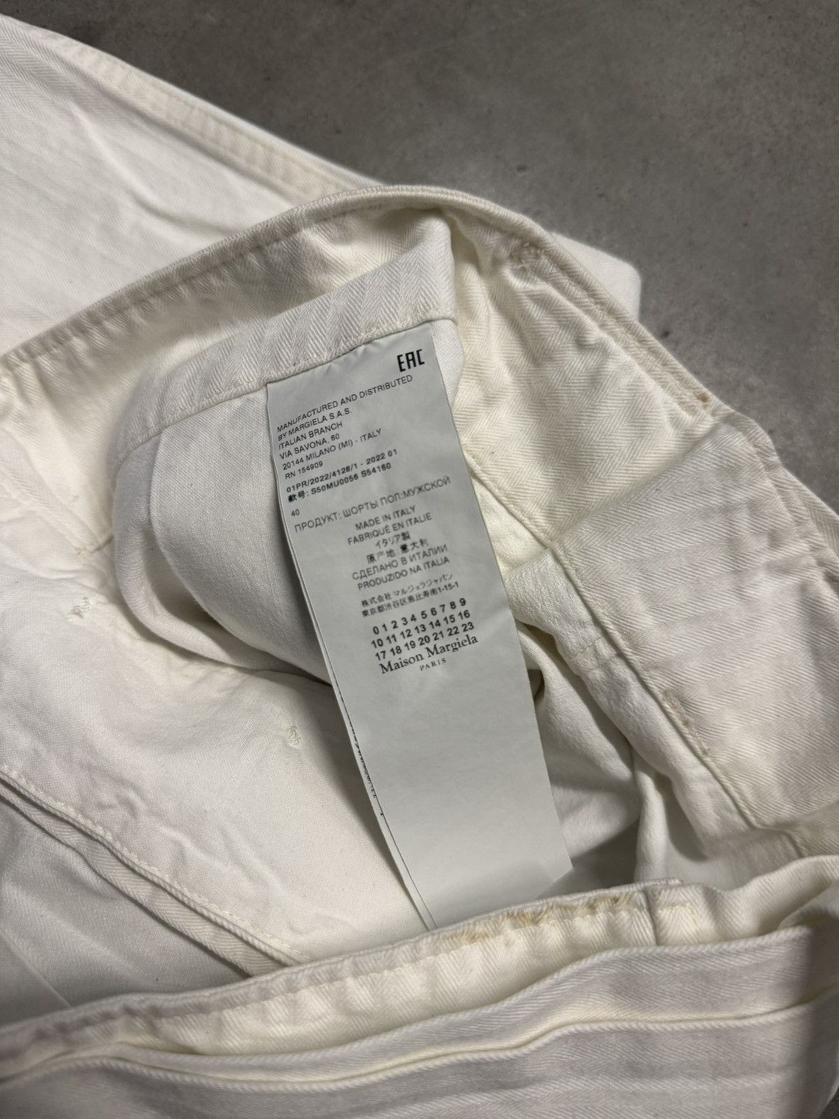 Maison Margiela MAISON MARGIELA SHORTS Size US 30 / EU 46 - 5 Thumbnail