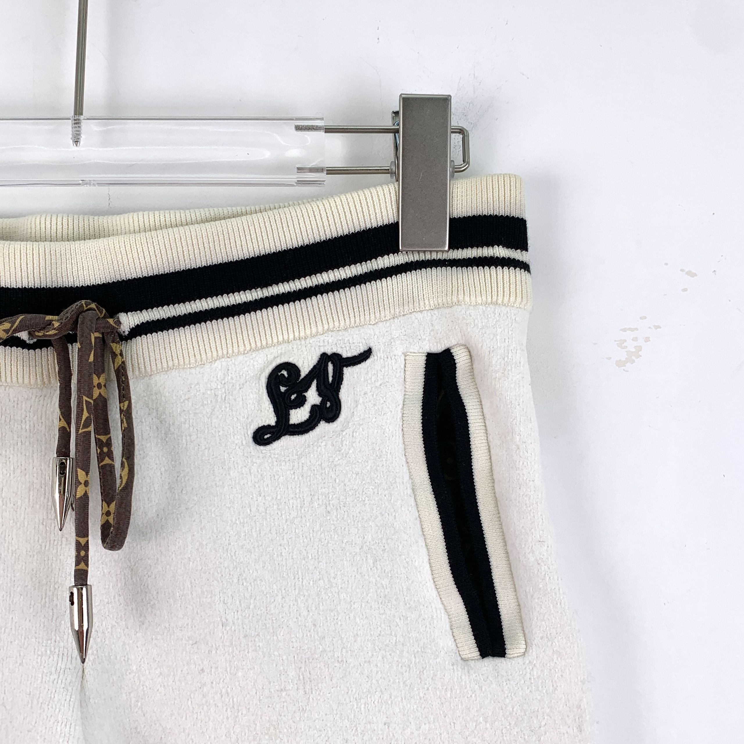 Louis Vuitton Louis Vuitton White Striped Wool Drawstring Pants (S) Size US 26 / EU 42 - 6 Thumbnail