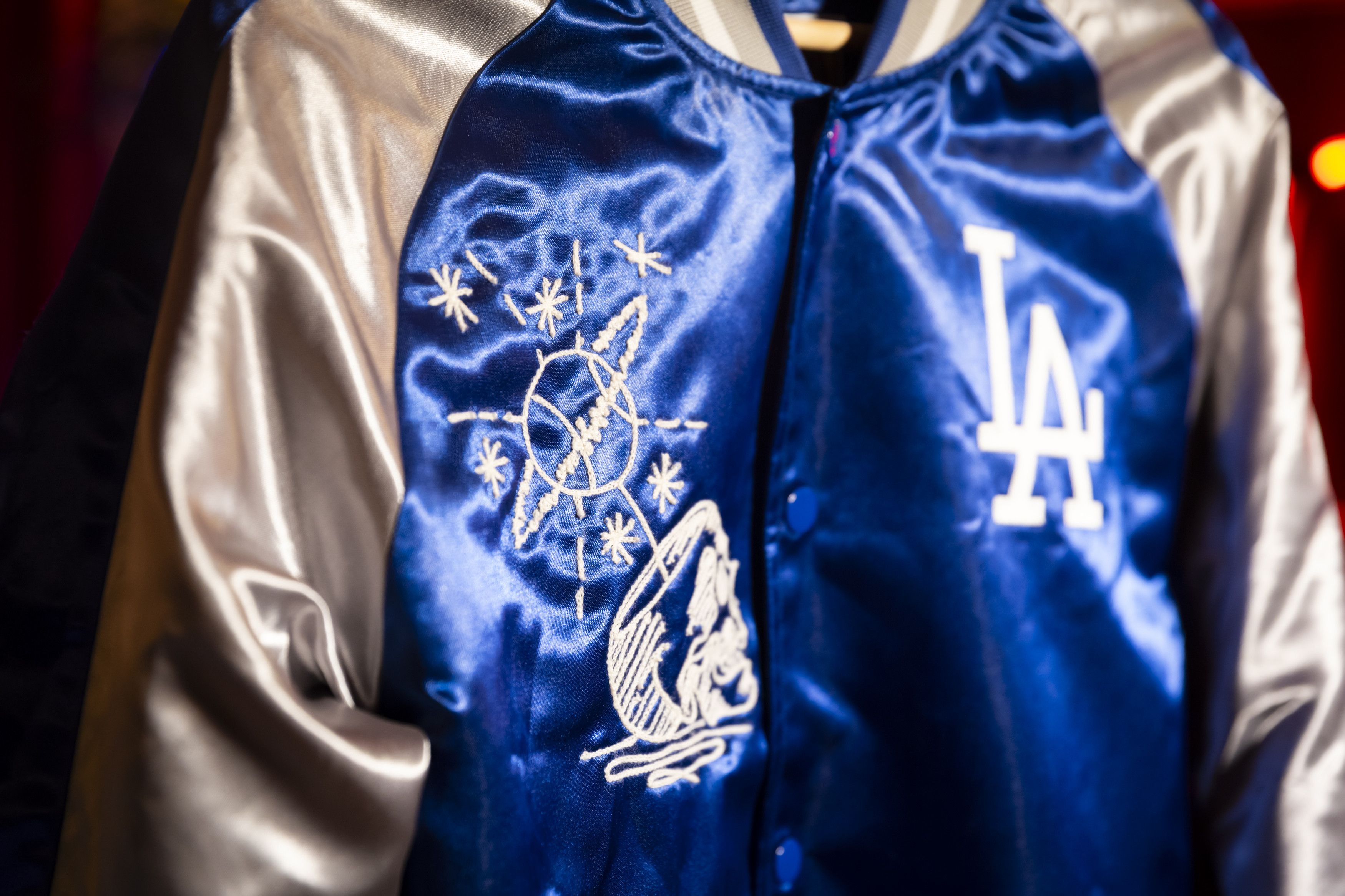 Mitchell & Ness LA Dodgers rare Mitchell & Ness x The Hideaway satin jacket Size US S / EU 44-46 / 1 - 4 Thumbnail