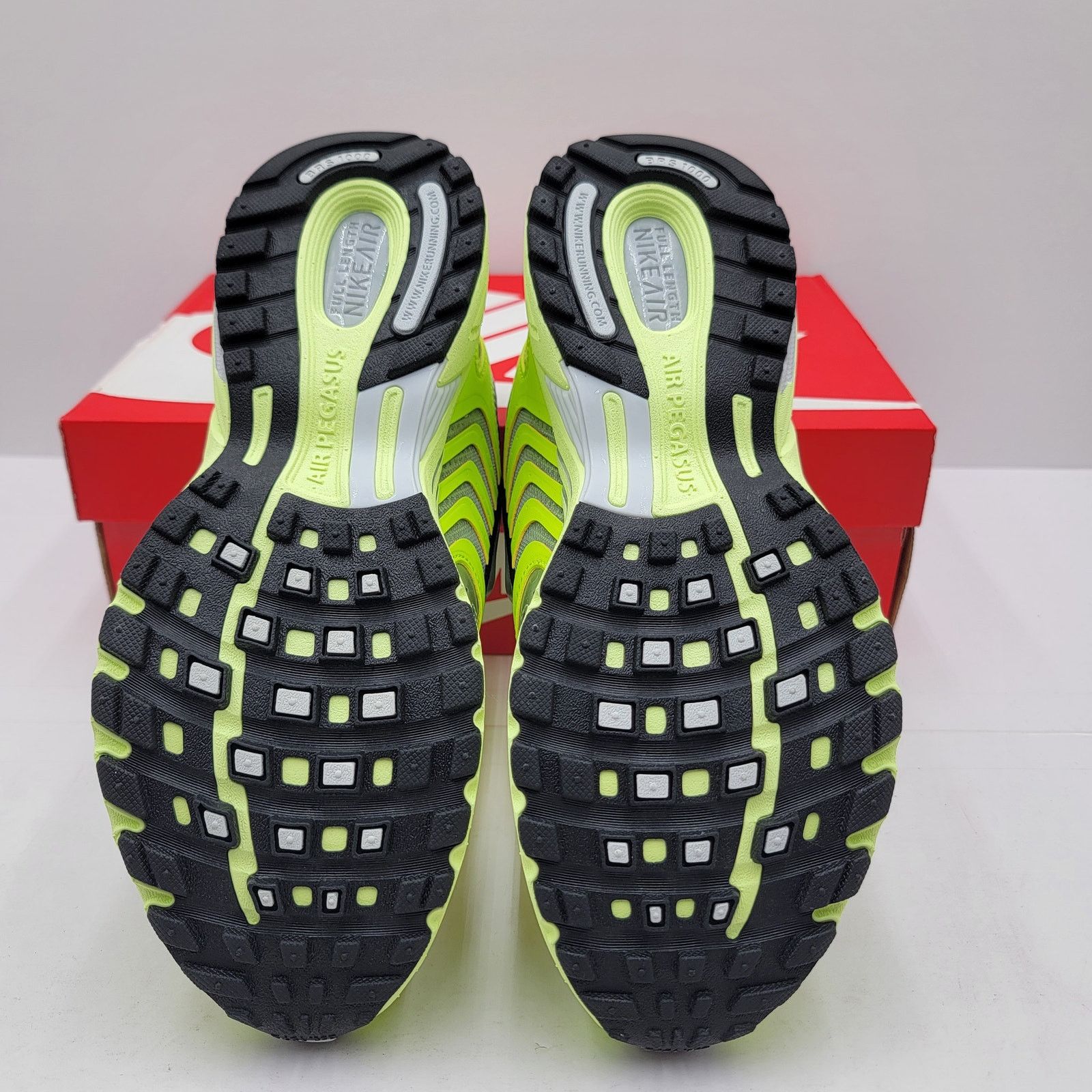 Nike Nike Air Pegasus 2K5 'Volt' Women's Size 8.5 - NIB Size US 8.5 / IT 38.5 - 6 Thumbnail