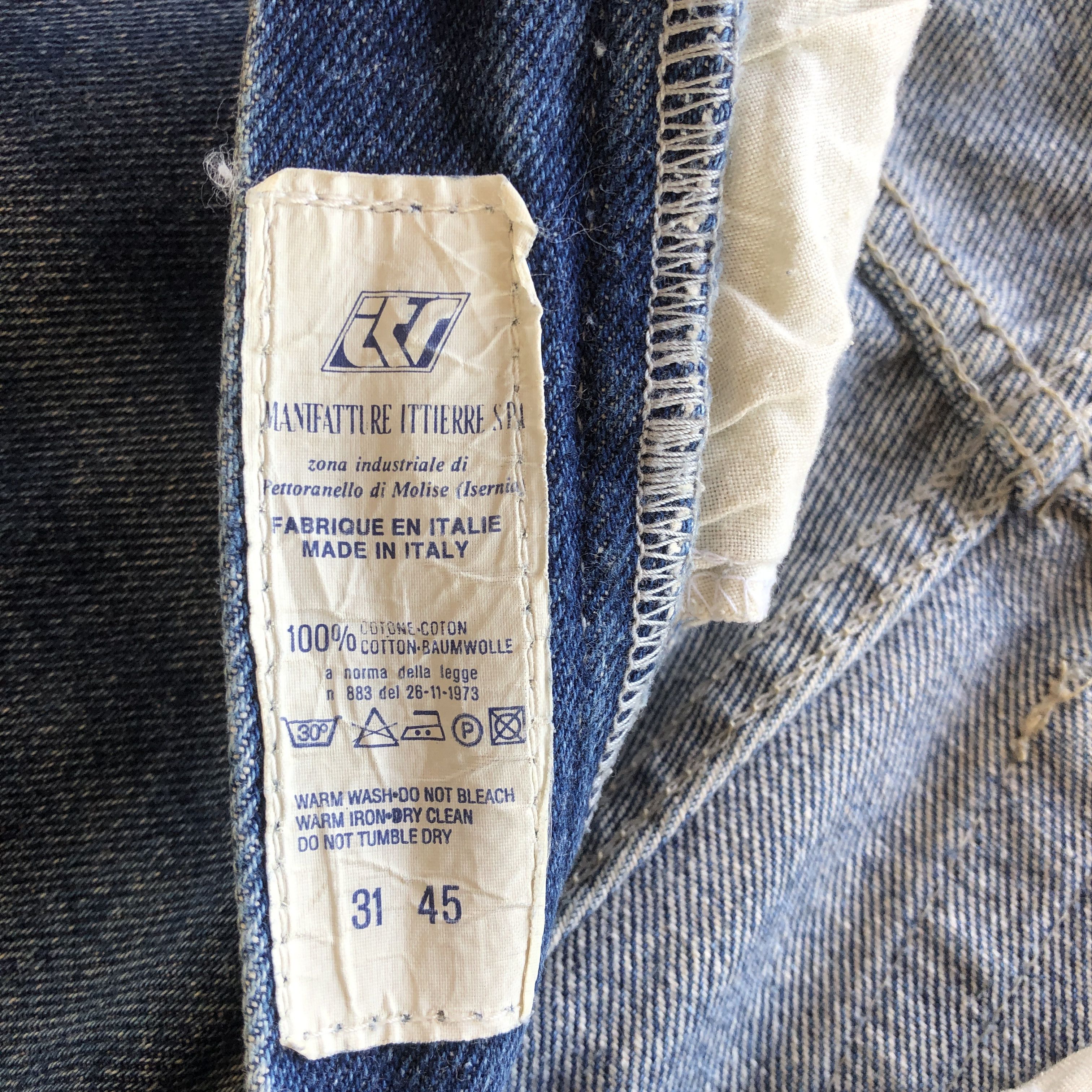 Versace Vintage Versace Jeans Medusa Versace Faded Light Wash Denim Size 28" / US 6 / IT 42 - 10 Thumbnail