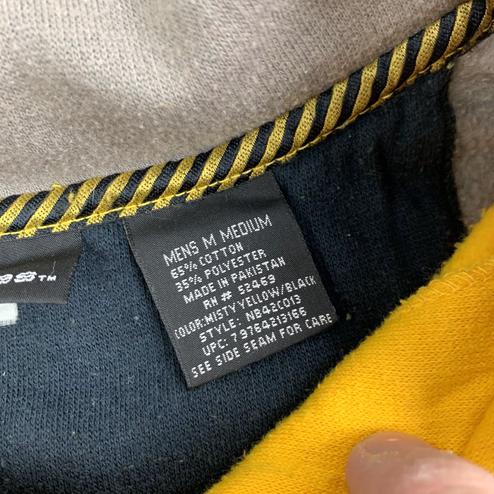 Vintage VINTAGE No Boundaries Sweatshirt Adult M Yellow Pullover Zip 90s Y2K Grunge Mens Size US M / EU 48-50 / 2 - 5 Thumbnail