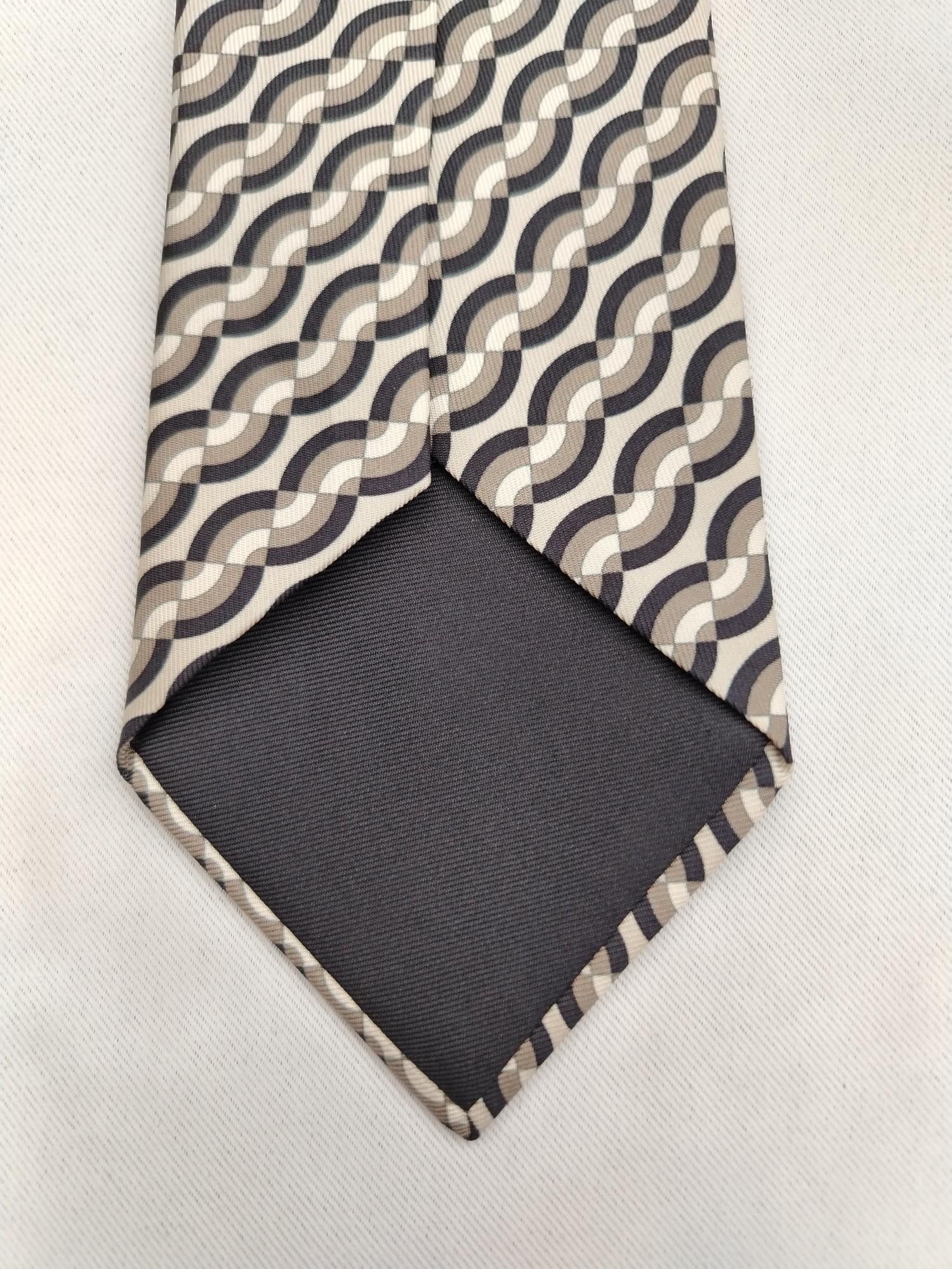 Hermes Hermes Paris 5374 OA Silk Necktie Geometric Pattern Men Tie Size ONE SIZE - 9 Thumbnail