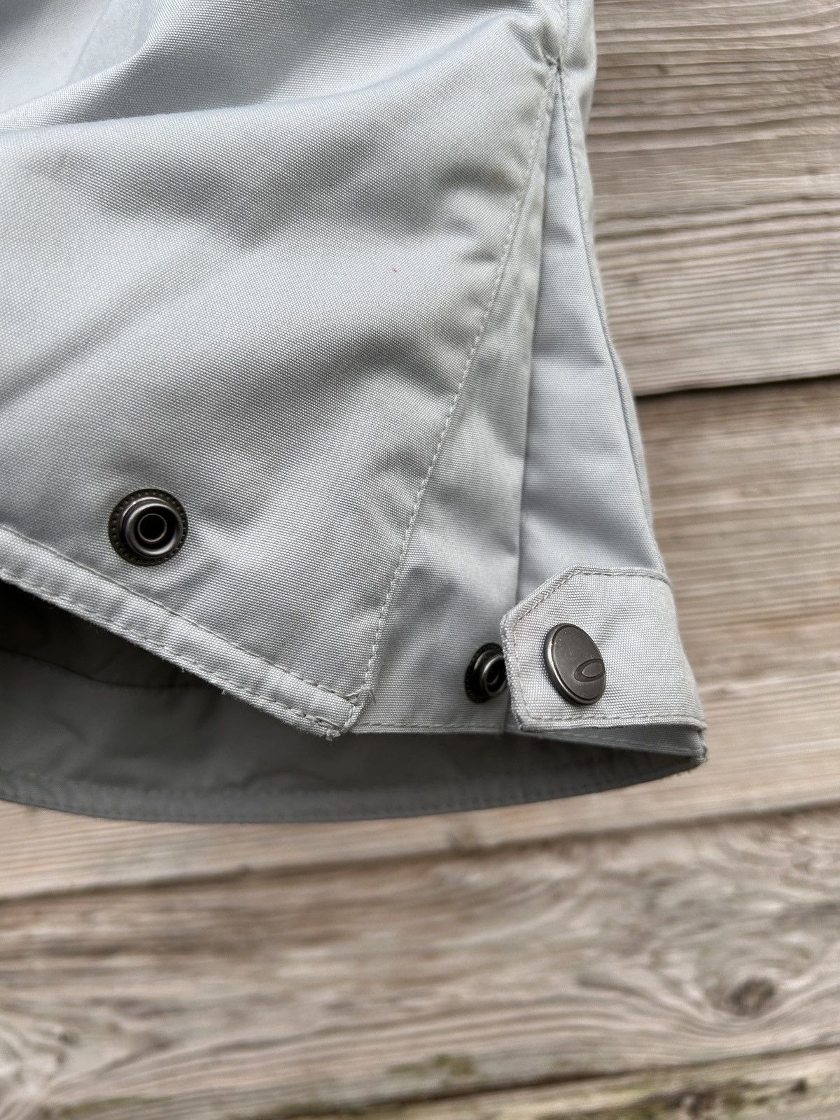 Oakley Vintage Oakley A/W11 Ski Pants Trousers In Grey Size US 30 / EU 46 - 9 Thumbnail