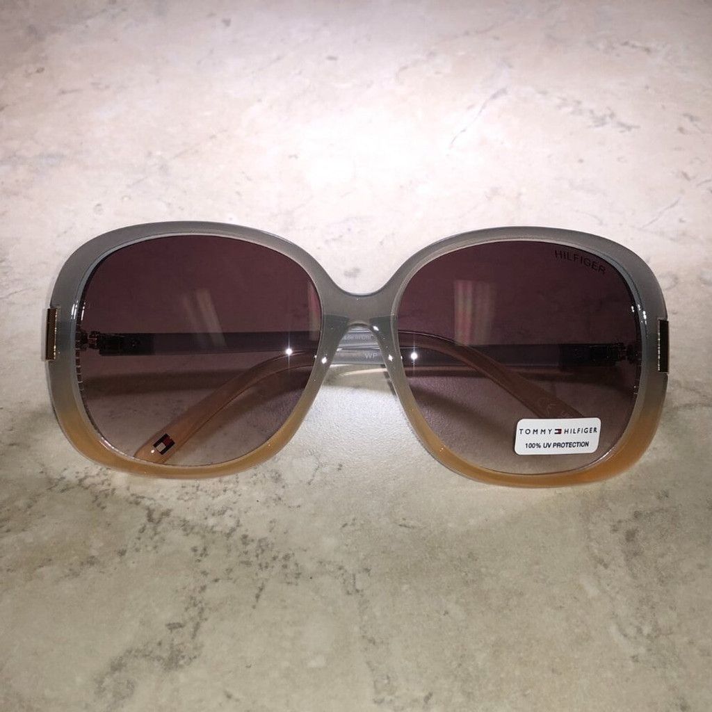 Tommy Hilfiger Tommy Hilfiger Gray & Yellow Gradient Oversized Sunglasses Size ONE SIZE - 4 Thumbnail