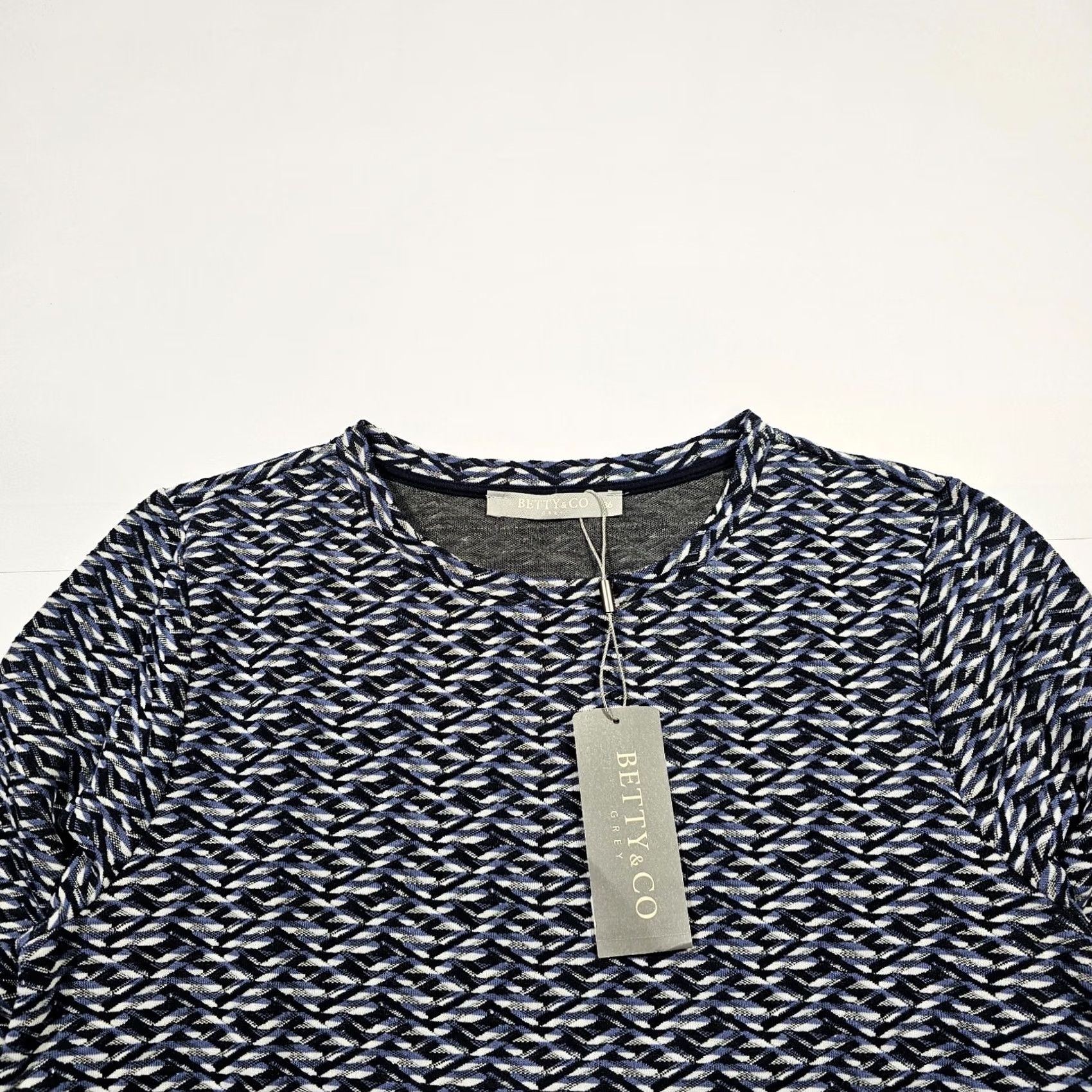 Vintage Betty Barclay Jumper Blue Geometric Knit Pullover Women UK 10 Round Neck Long Sleeve Casual Travel Size L / US 10 / IT 46 - 2 Thumbnail