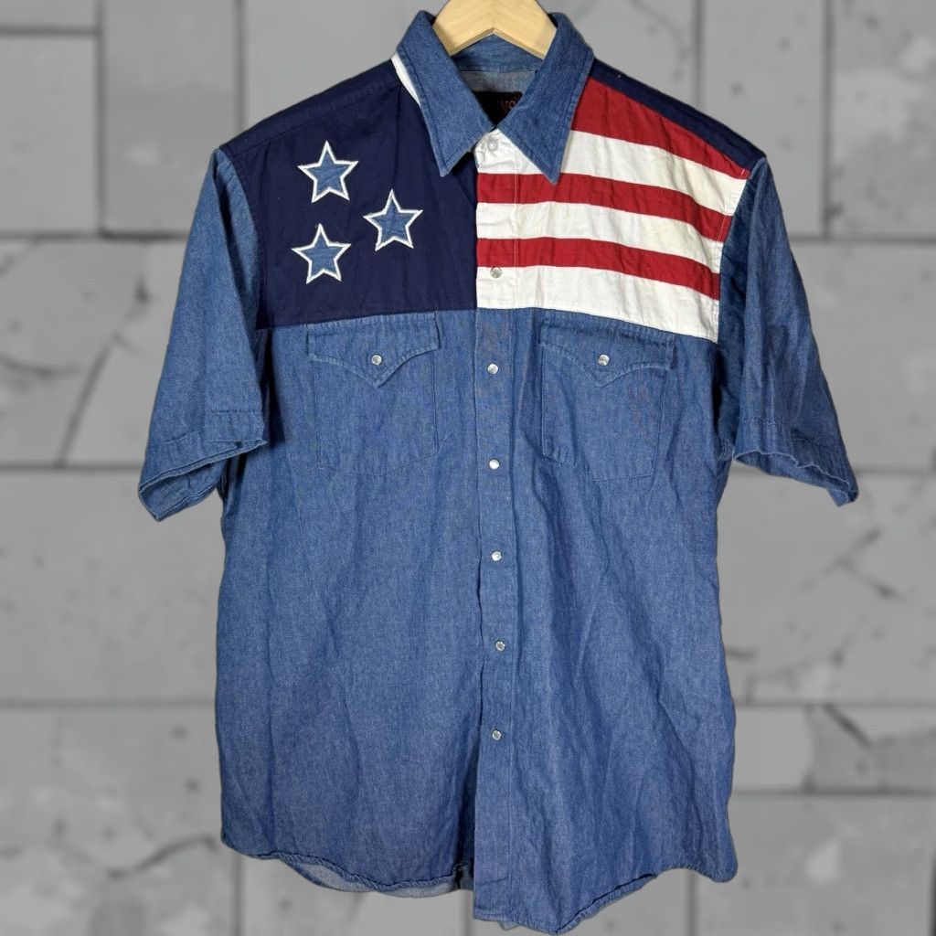 Vintage Plains Western Wear USA Graphic Short Sleeve Snap Button Down Shirt Mens Size L Blue Western Shirt Mens L Size US L / EU 52-54 / 3 - 1 Thumbnail