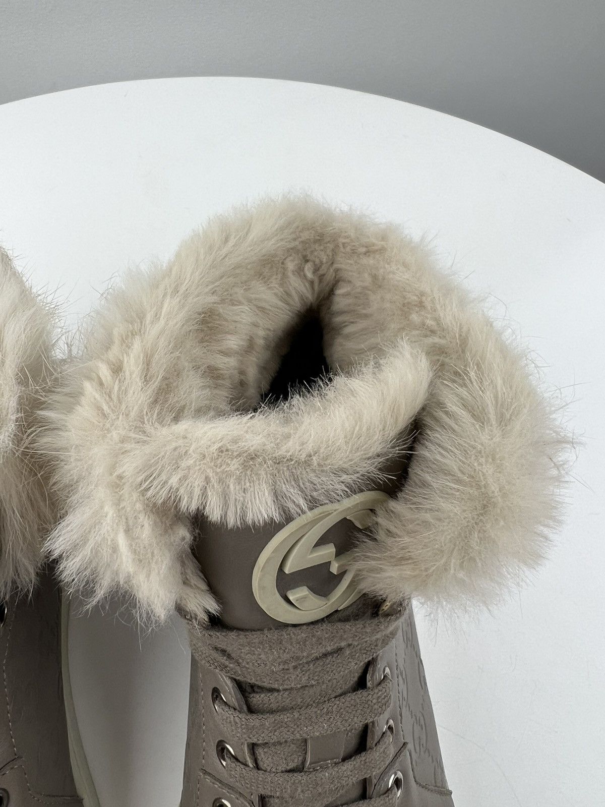 GUCCI Sneakers Leather Shoes GG Logo Guccissima Fur Trim
