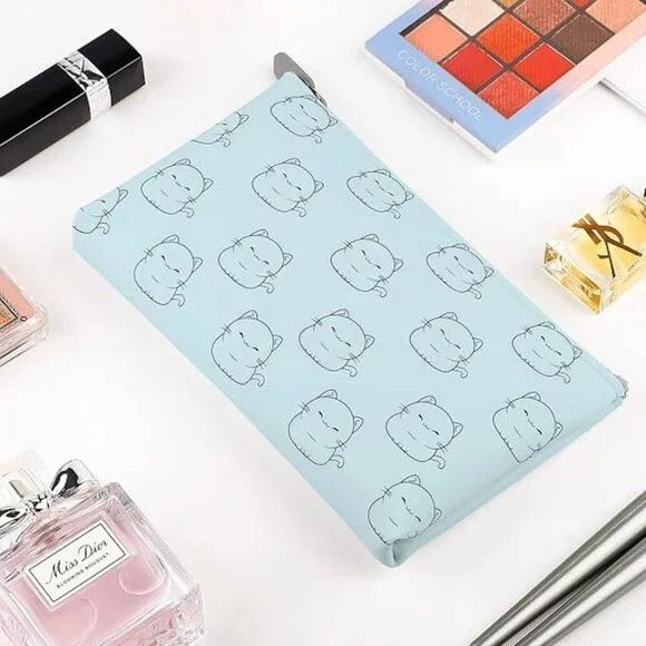 Other Cute Cat Silicone Makeup Bag Size ONE SIZE - 6 Thumbnail