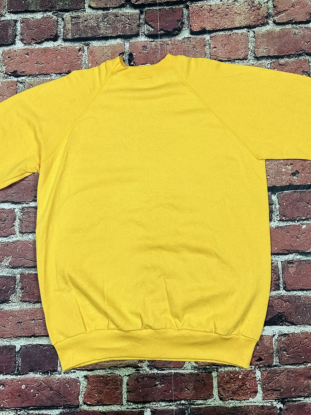 Vintage Vintage Blank JE Morgan Sweatshirt 80s Crewneck Yellow NEW Size US XXL / EU 58 / 5 - 4 Thumbnail