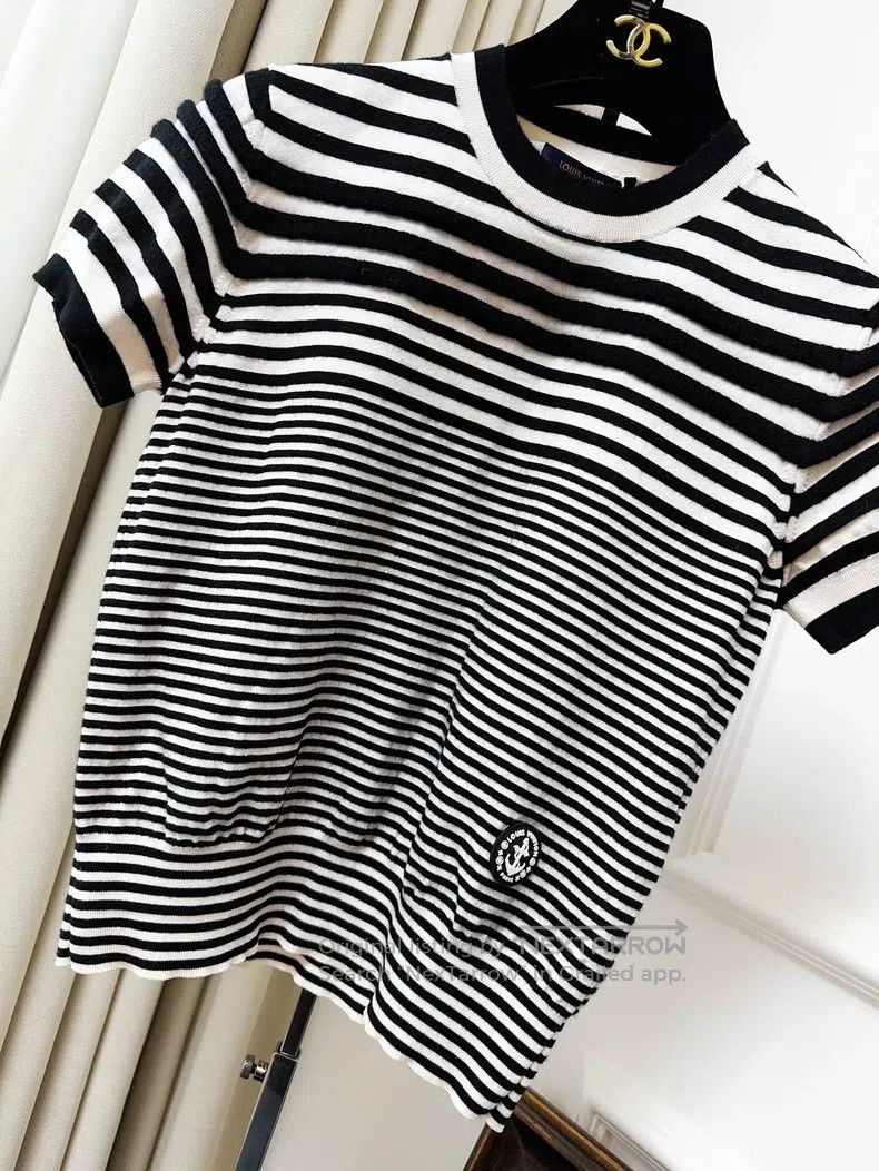 Louis Vuitton Louis Vuitton Black and white striped short sleeves Size L / US 10 / IT 46 - 8 Thumbnail