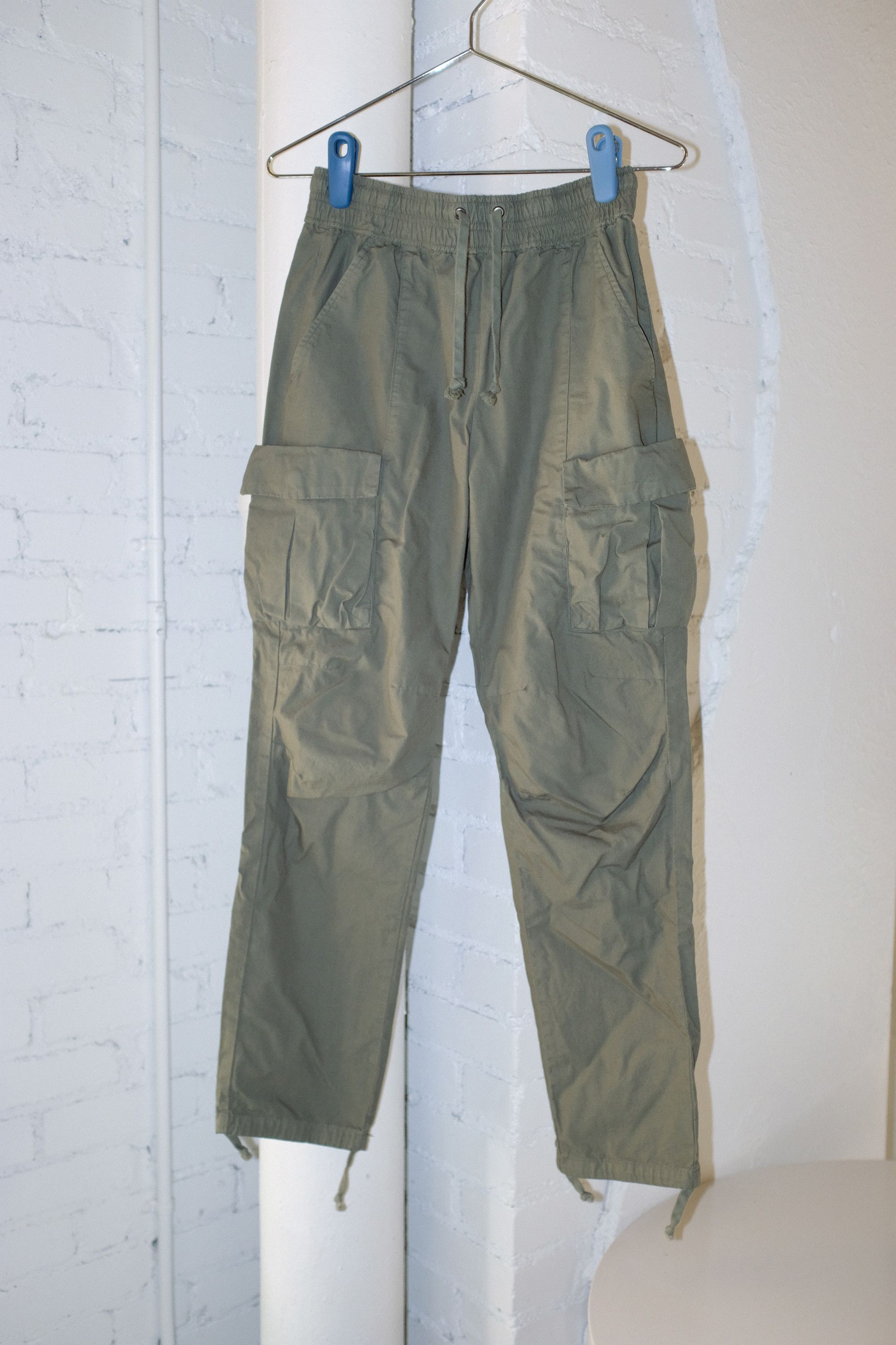 John Elliott John Elliott Back Sateen Cargo Pants Green XS Size US 28 / EU 44 - 1 Thumbnail
