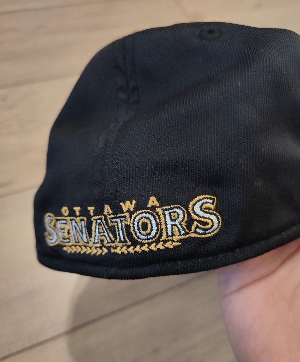 NHL Vintage Reebok Hat NHL Ottawa Senators Cap M sz Size ONE SIZE - 6 Thumbnail