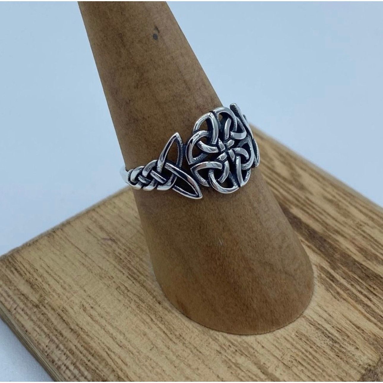 The Unbranded Brand Celtic Sterling Silver Ring Size ONE SIZE - 3 Thumbnail