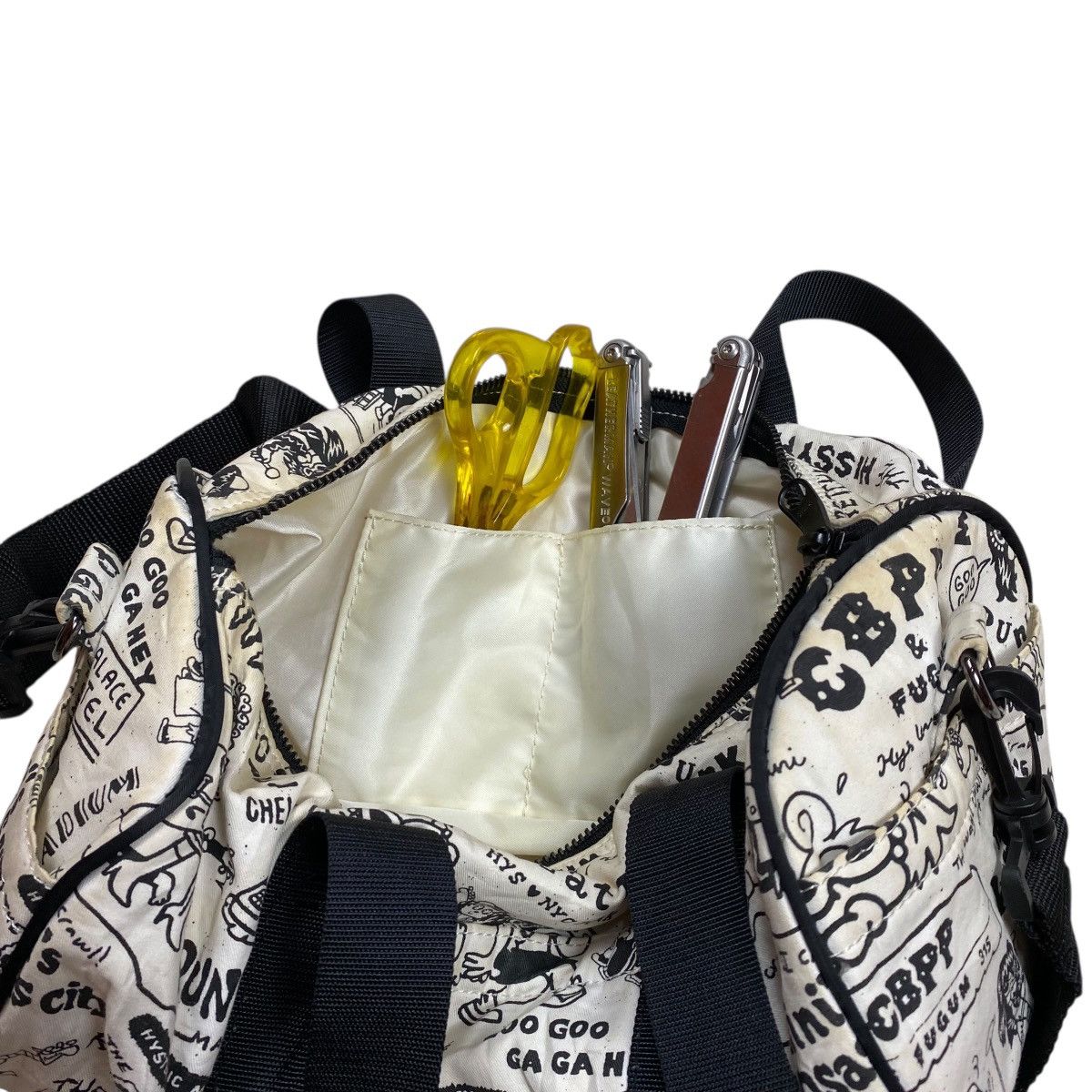 Hysteric Glamour Hysteric Glamour Matt NY PUNK Allover Duffle Sling Bag Size ONE SIZE - 4 Thumbnail