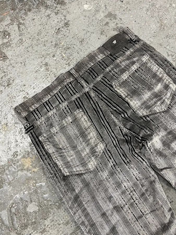 Versace AW2003 Versace Raw Velvet Distressed Grey Pants Size US 32 / EU 48 - 8 Thumbnail